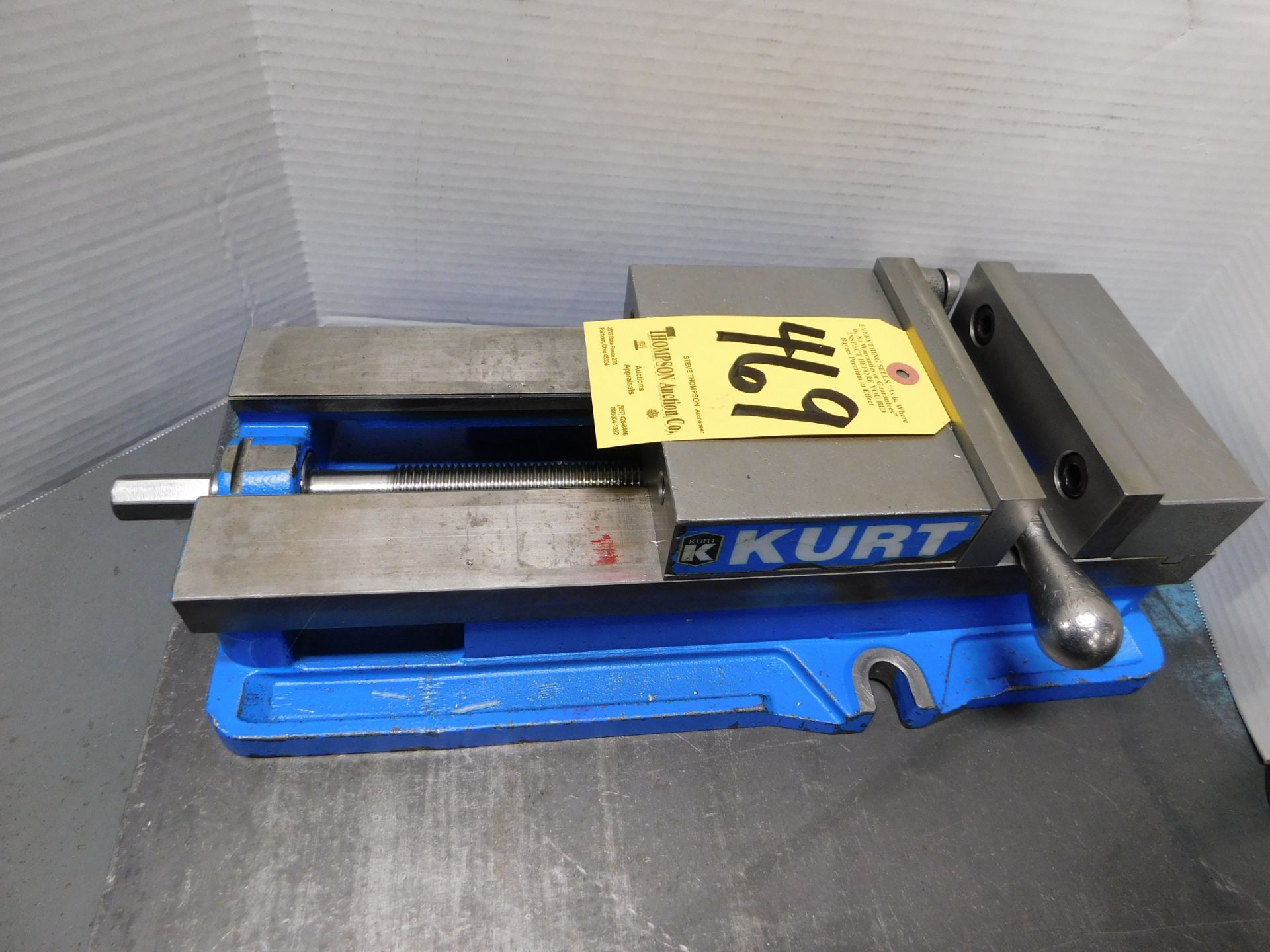 Kurt 6" Mill Vise