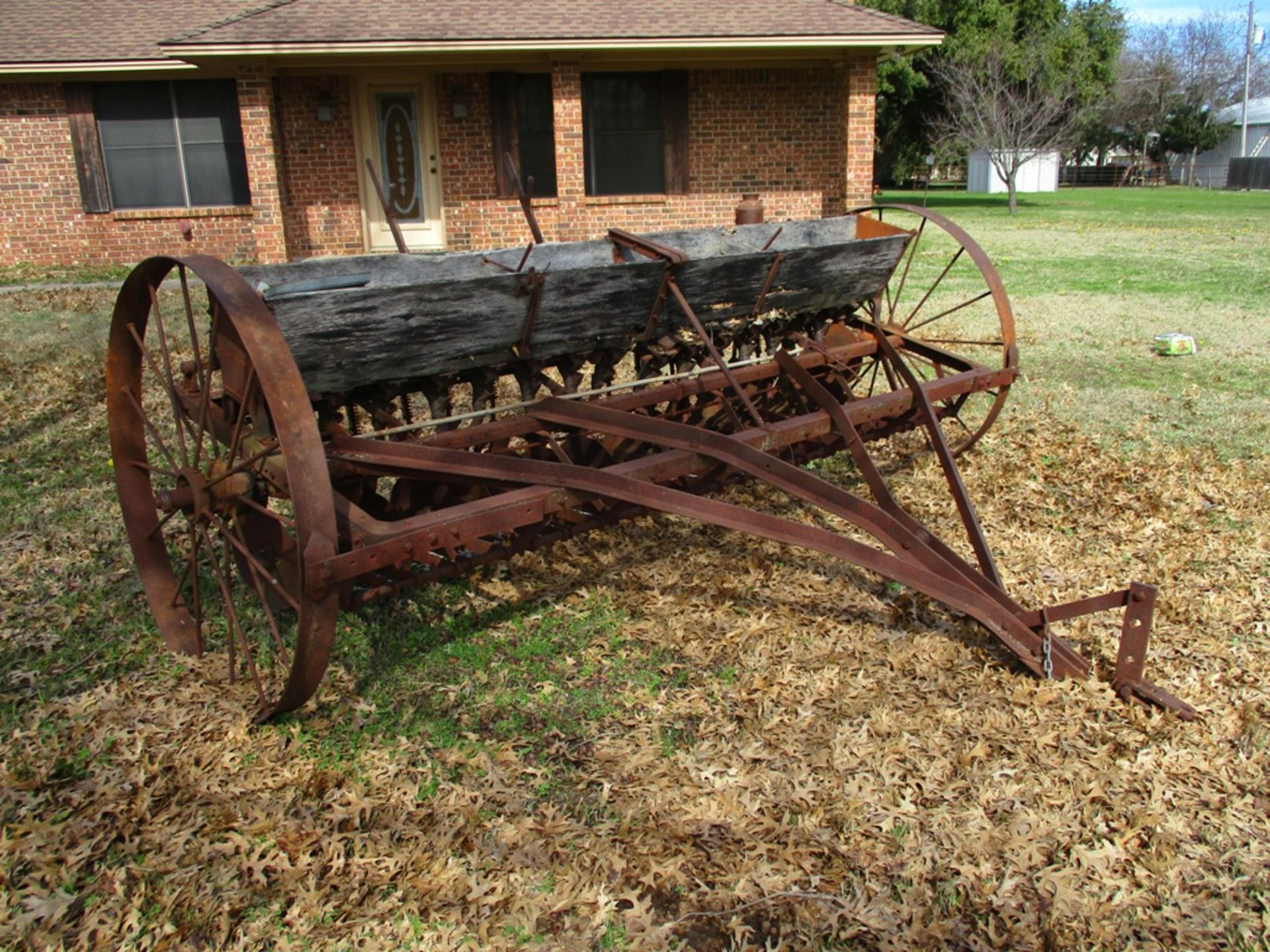 Vintage The Thomas Mfg./Ohio Cultivator Co. Steel Wheeled 16 Row Grain Drill