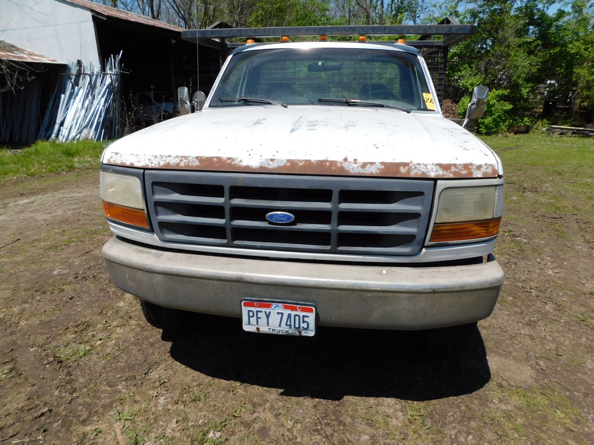 1992 Ford F Super Duty Single Axle Flat Bed Truck, VIN 2FDLF47G3NCA50716, Regular Cab, Manual - Image 2 of 29