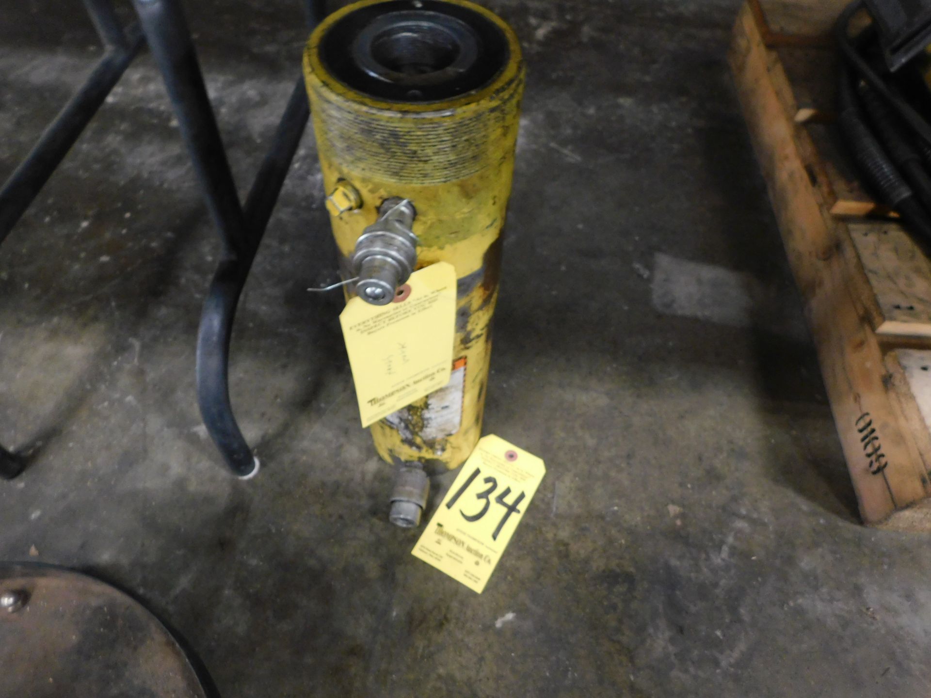 Enerpac Hydraulic Cylinder, (needs repair)