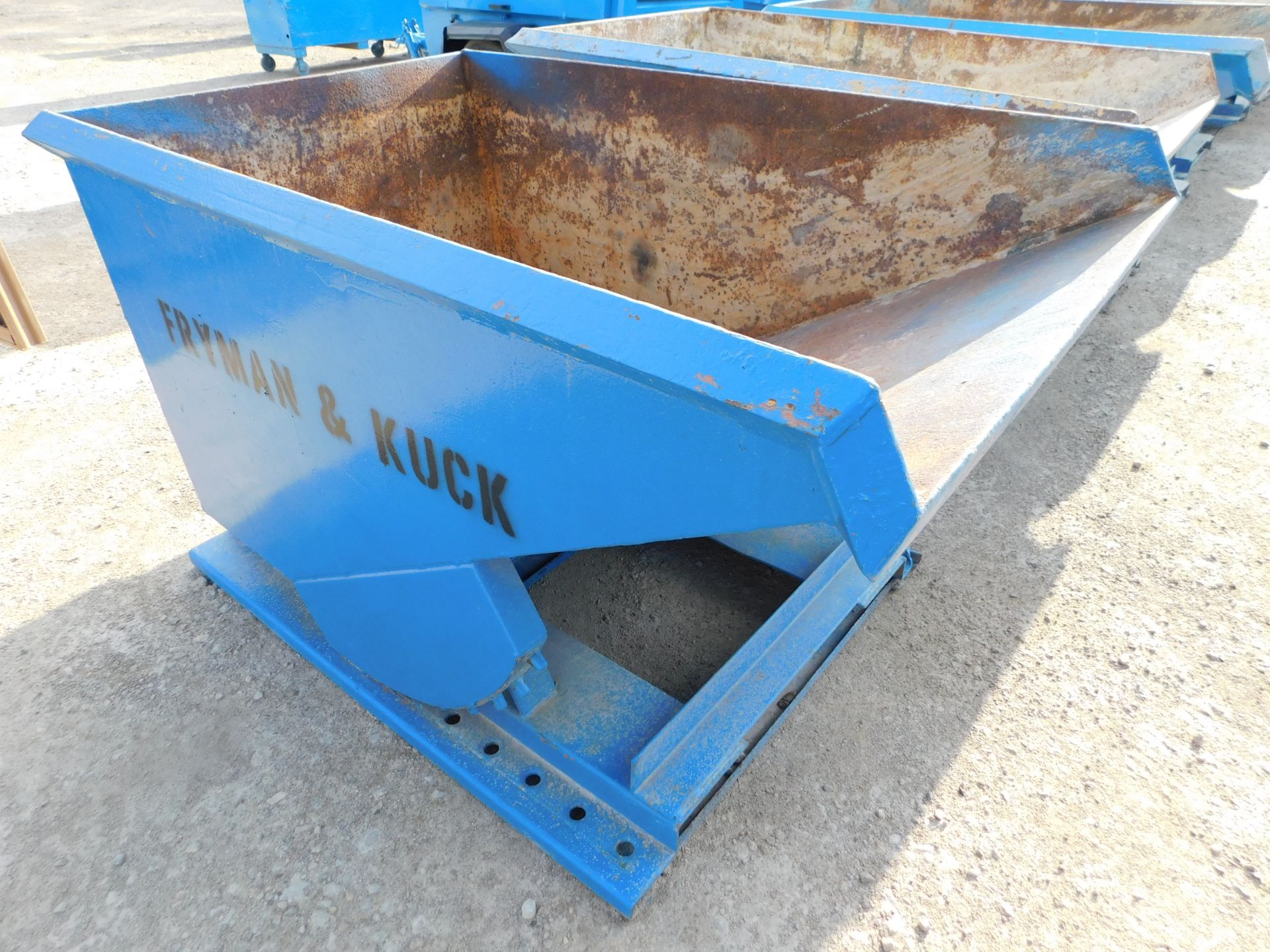 Self Dumping Hopper, 1 Yd. Capacity