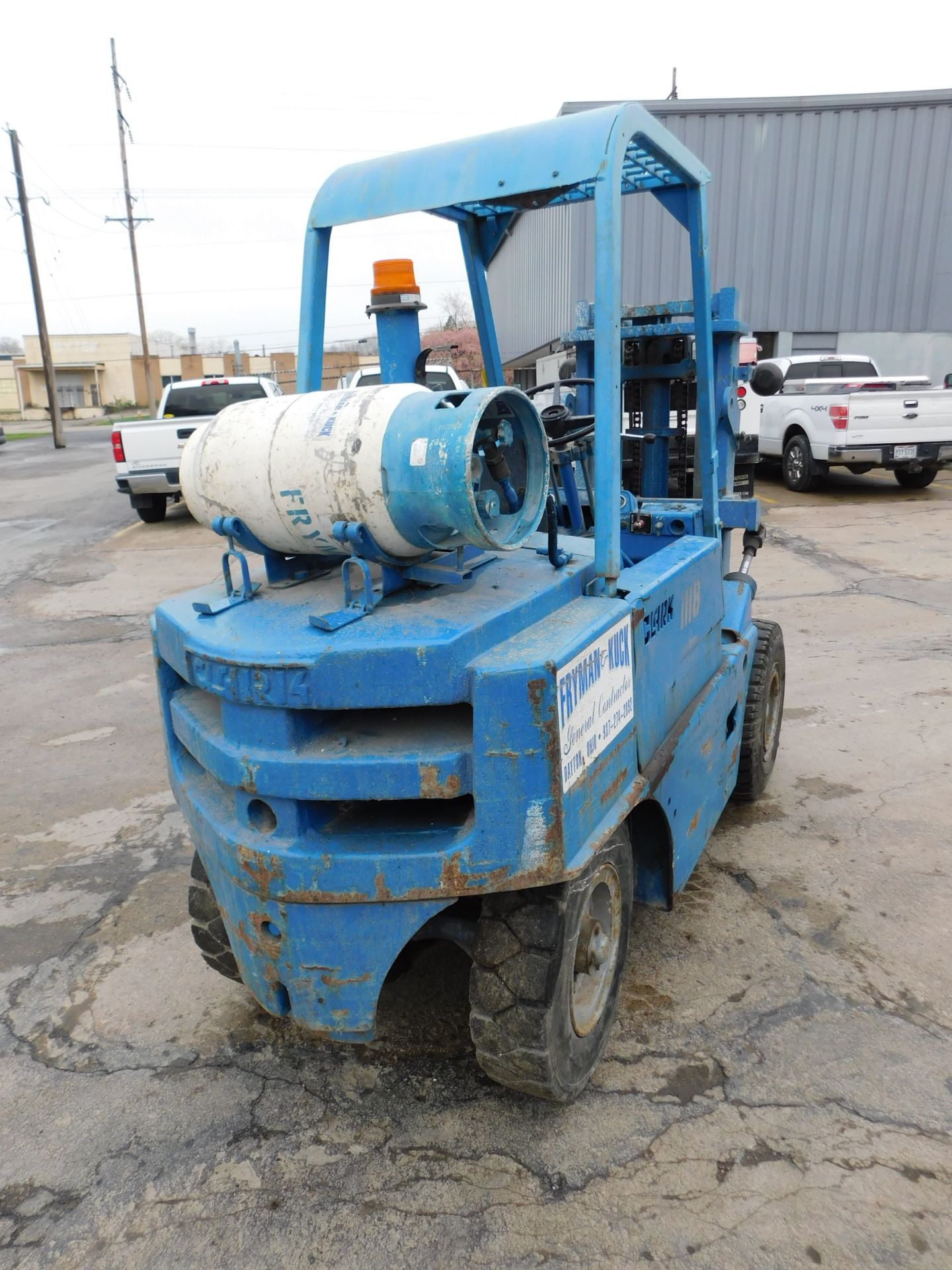 Clark Fork Lift, LP Gas, Pneumatic Tires, 3-Stage Mast, estimated 5,000 lbs. Capacity - Image 3 of 17