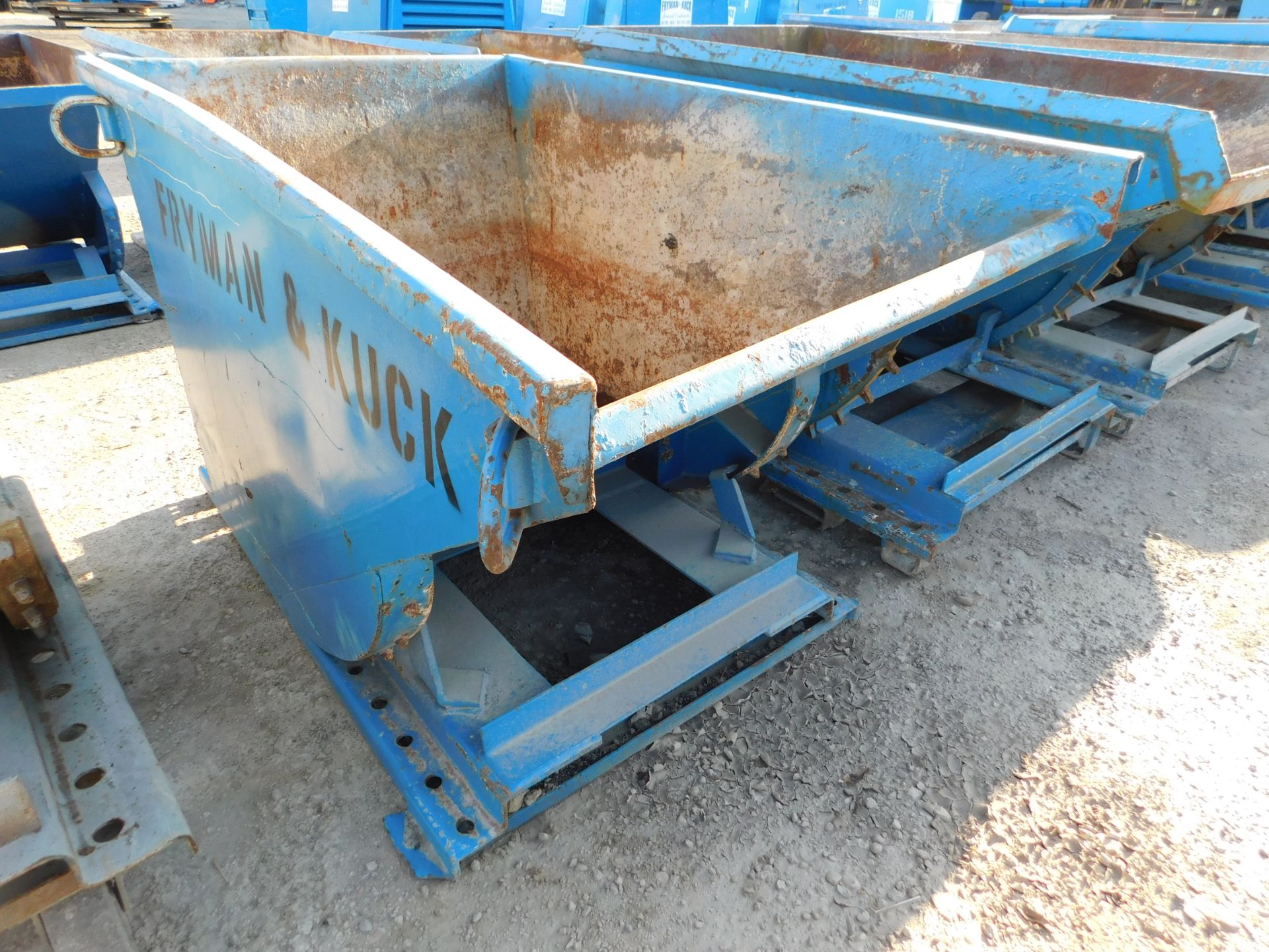 Self Dumping Hopper, 1 Yd. Capacity