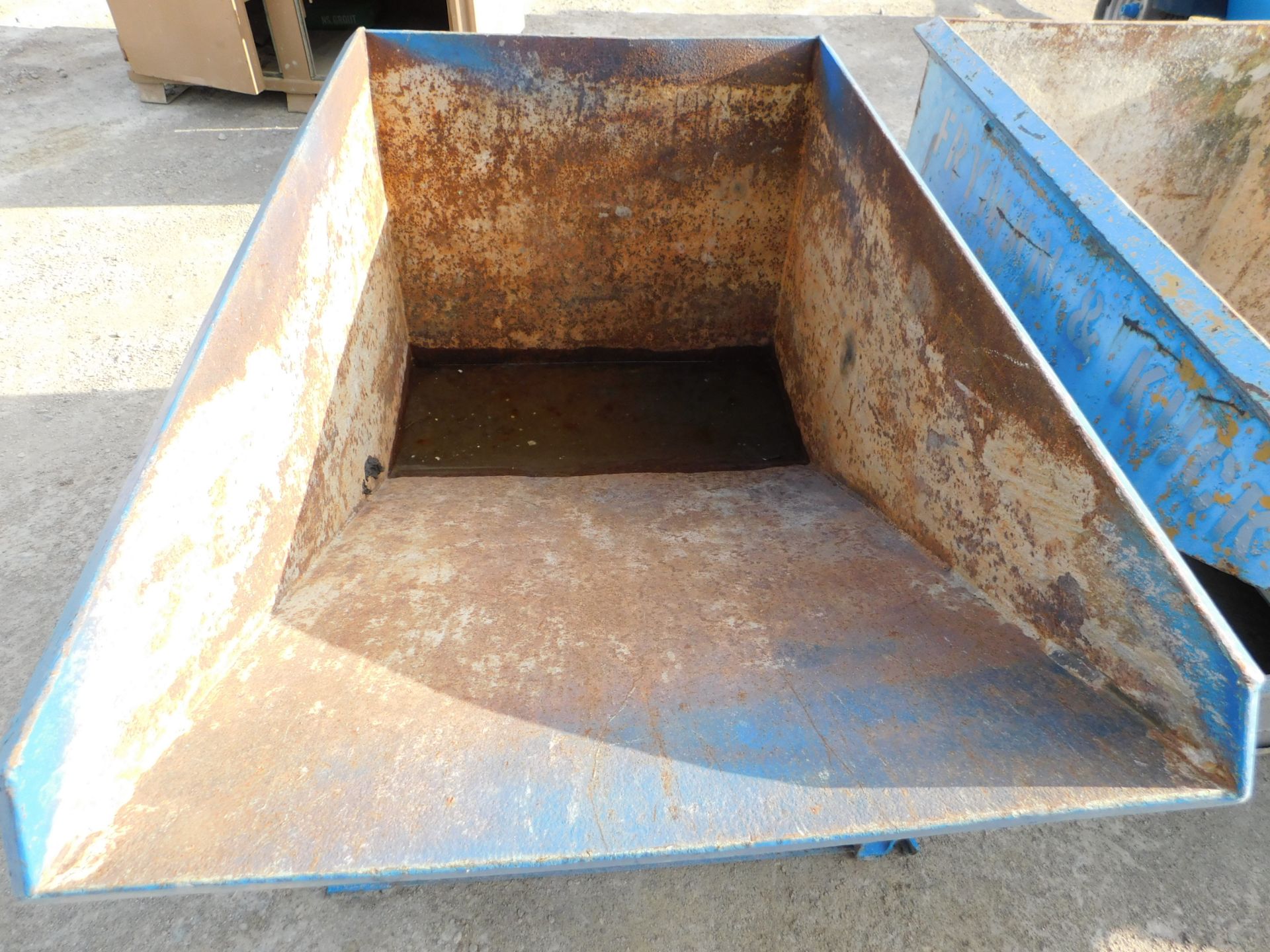 Self Dumping Hopper, 1 Yd. Capacity - Image 2 of 3