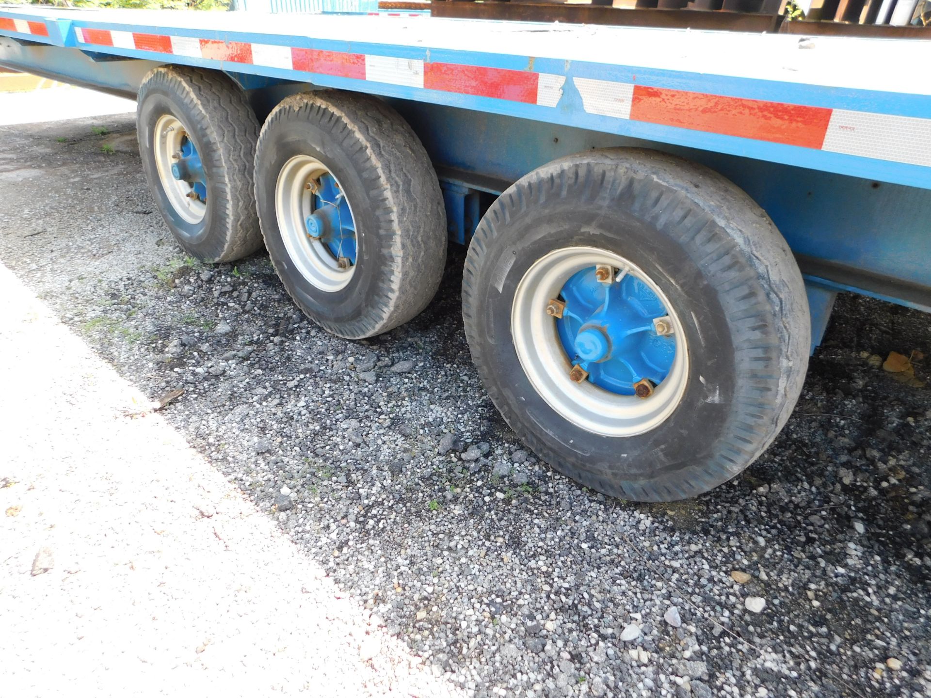 8' x 40' Flat Bed Tongue Pull Trailer, Wood Deck, Tri-Axle, 6-Wheels, Pintle Hitch - Image 3 of 13