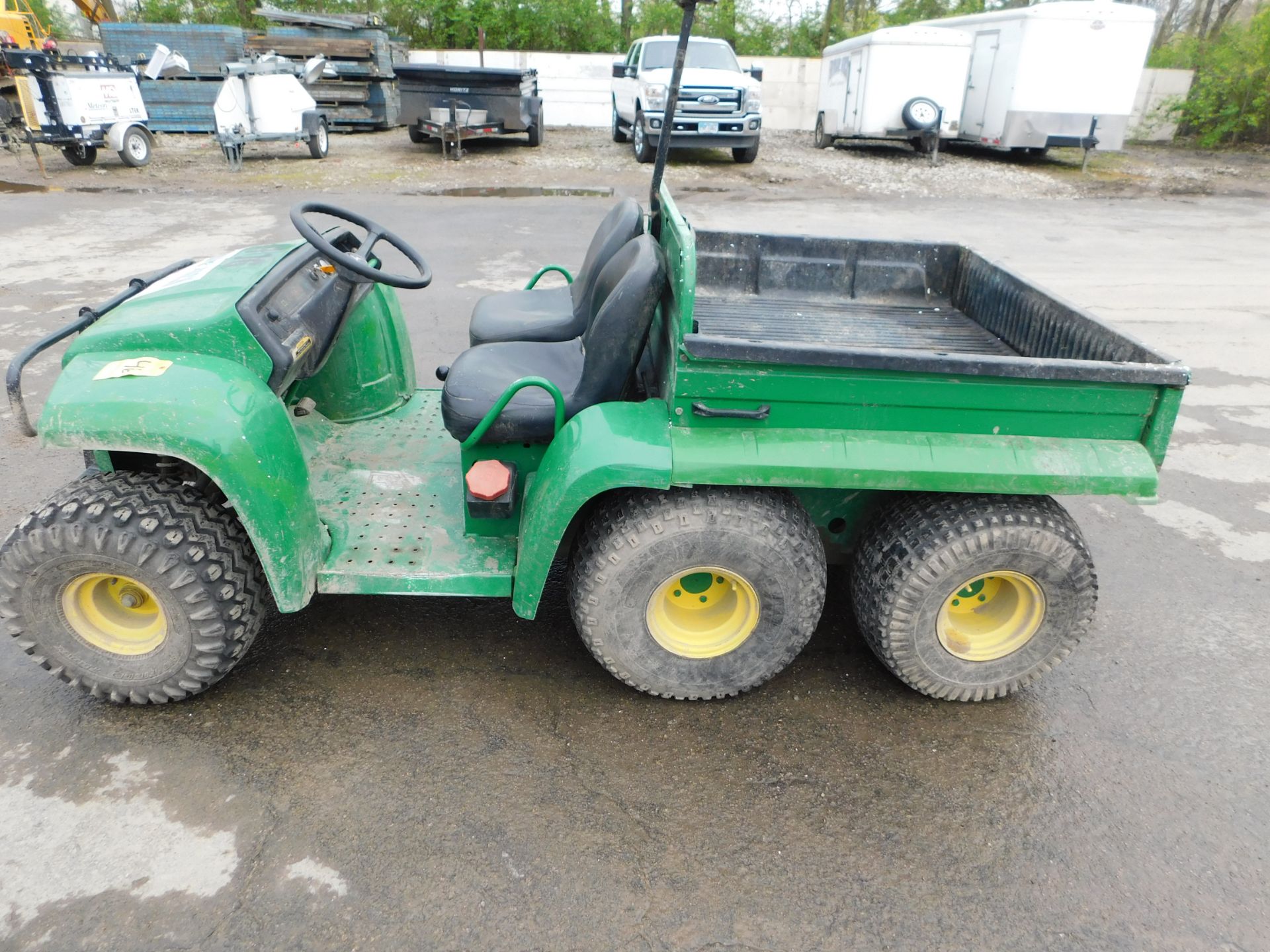 John Deere 6x4 Gator with Dump Bed, 1655 Hours - Image 8 of 12