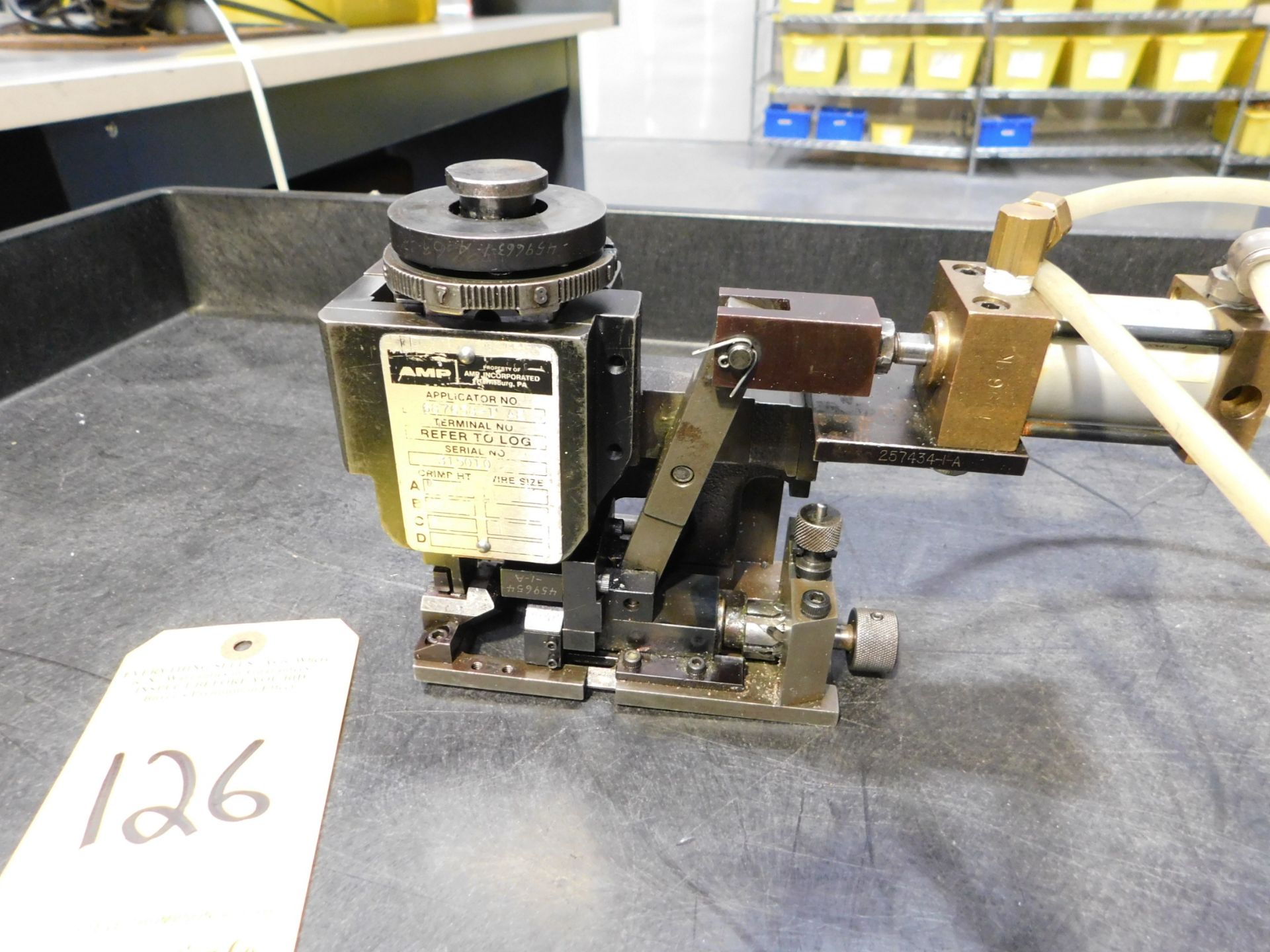 AMP Applicator, Model 687658-1, s/n 315010