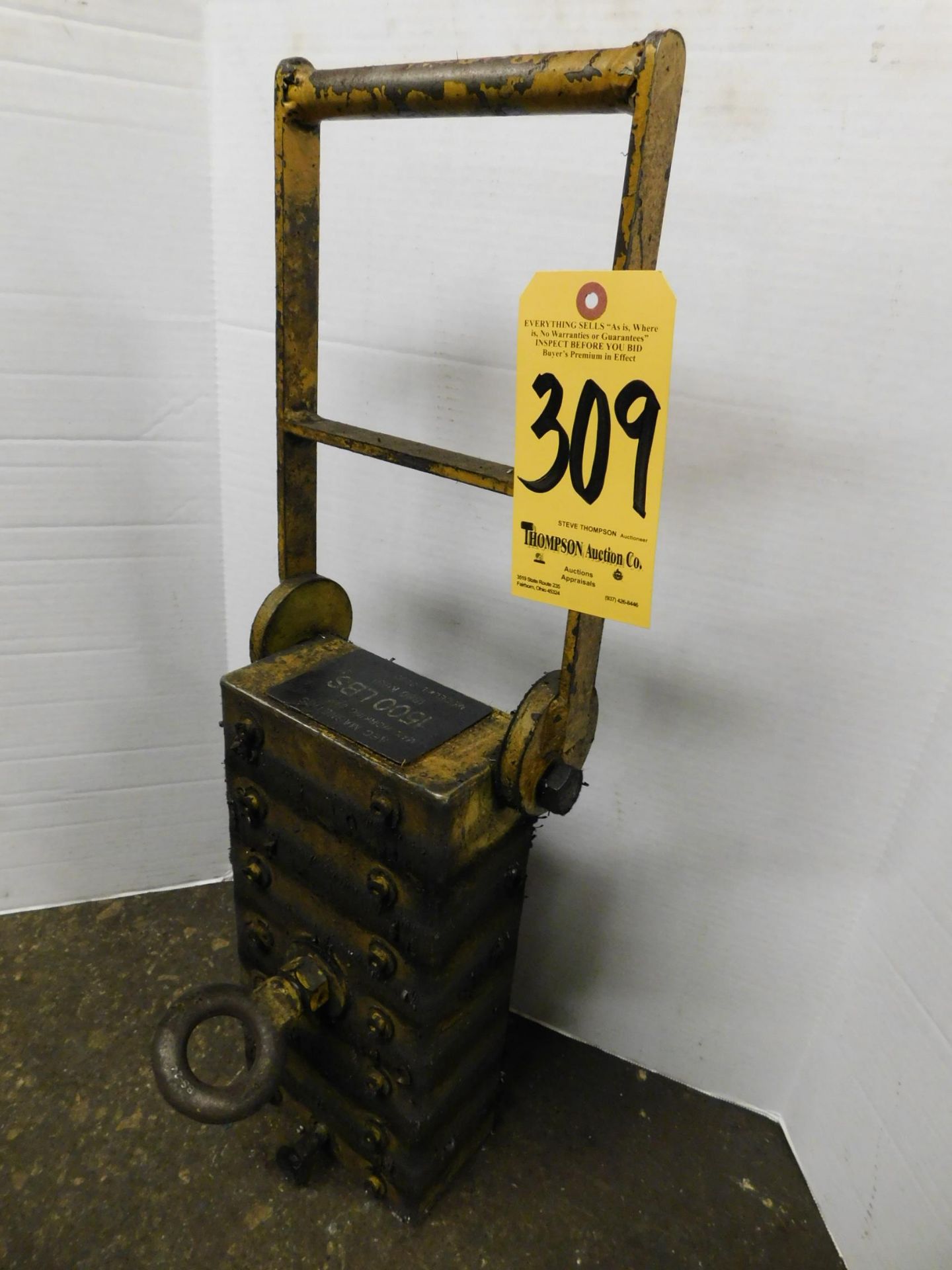 AEC Model L3000 Lifting Magnet, 1,500 Lb. Capacity