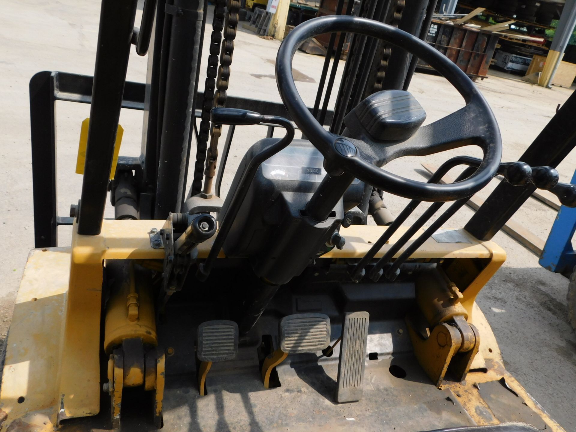 Caterpillar Model DP45 Forklift, SN 5CM10229, 10,000 lb. cap., Diesel, Solid Pneumatic Tires, 2- - Image 7 of 8