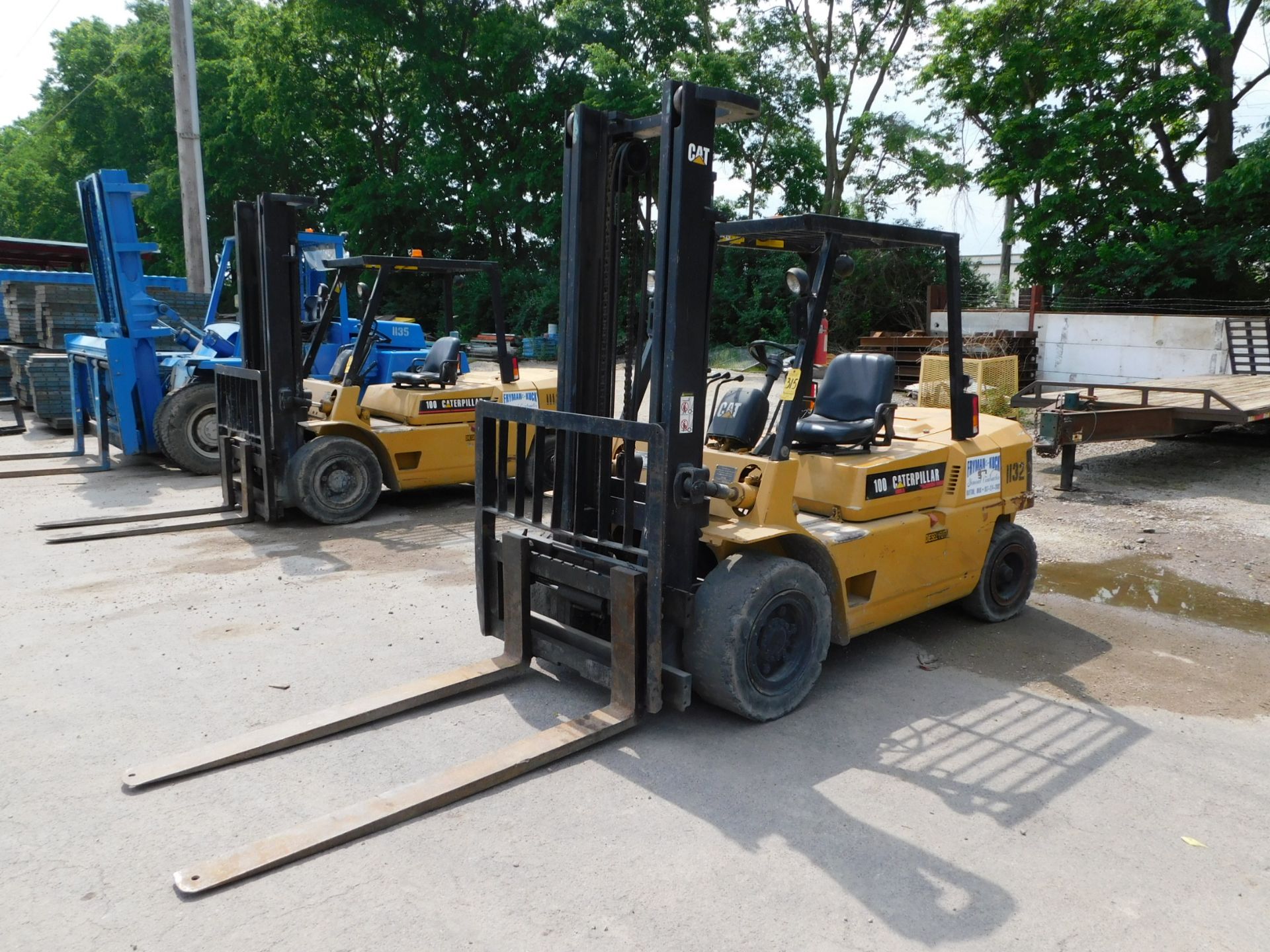 Caterpillar Model DP45 Forklift, SN 5CM10243, 10,000 lb. cap., Diesel, Solid Pneumatic Tires, 2- - Image 2 of 8