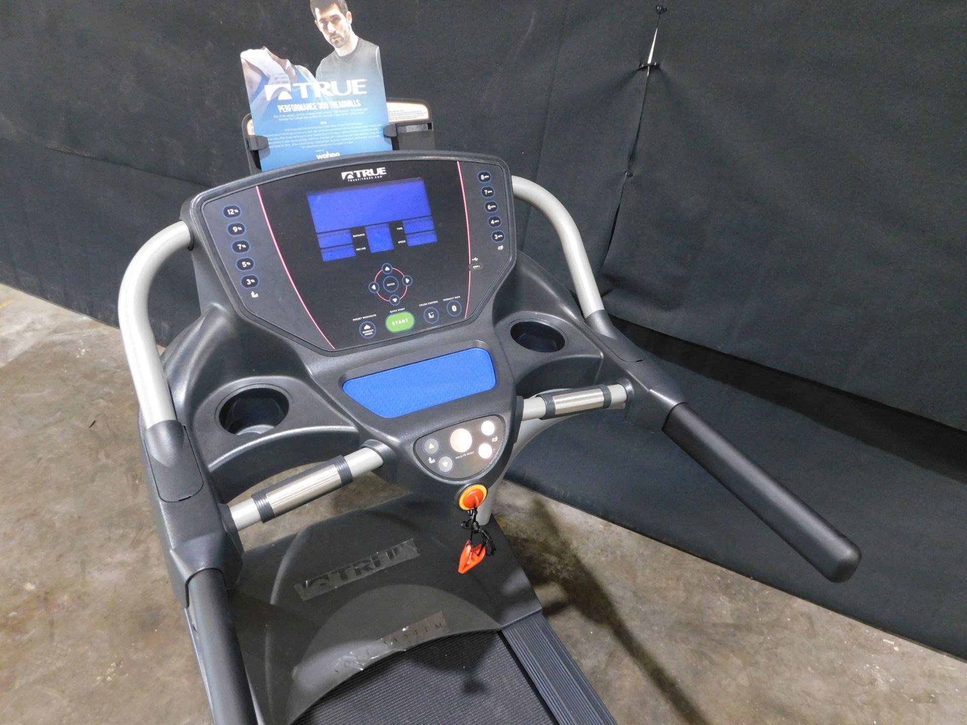 True Performance 300 Treadmill-Demonstrator Unit - Image 8 of 16