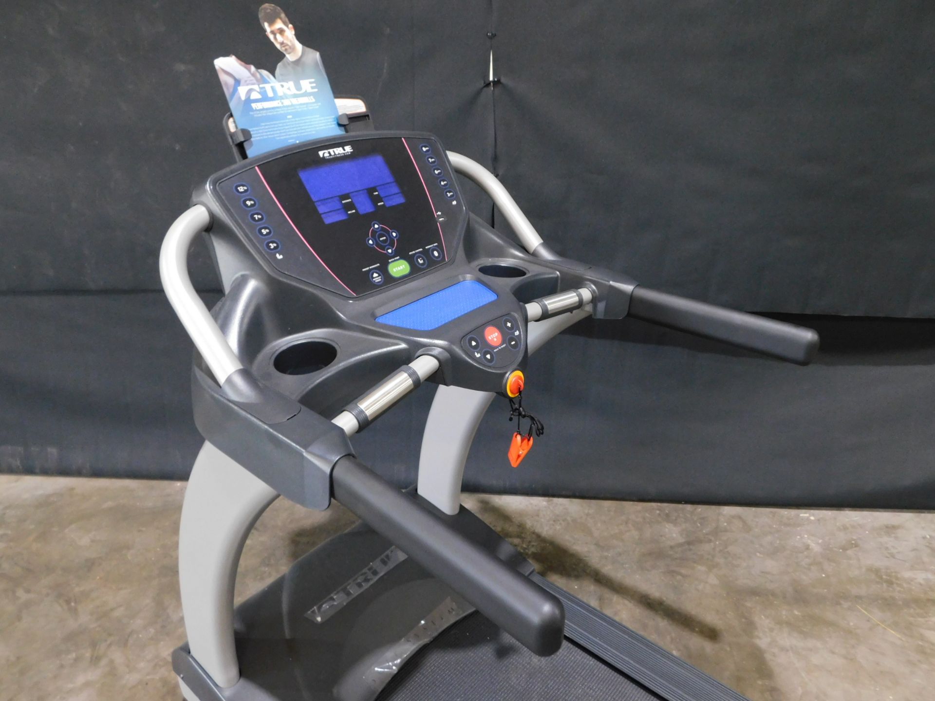 True Performance 300 Treadmill-Demonstrator Unit - Image 5 of 16