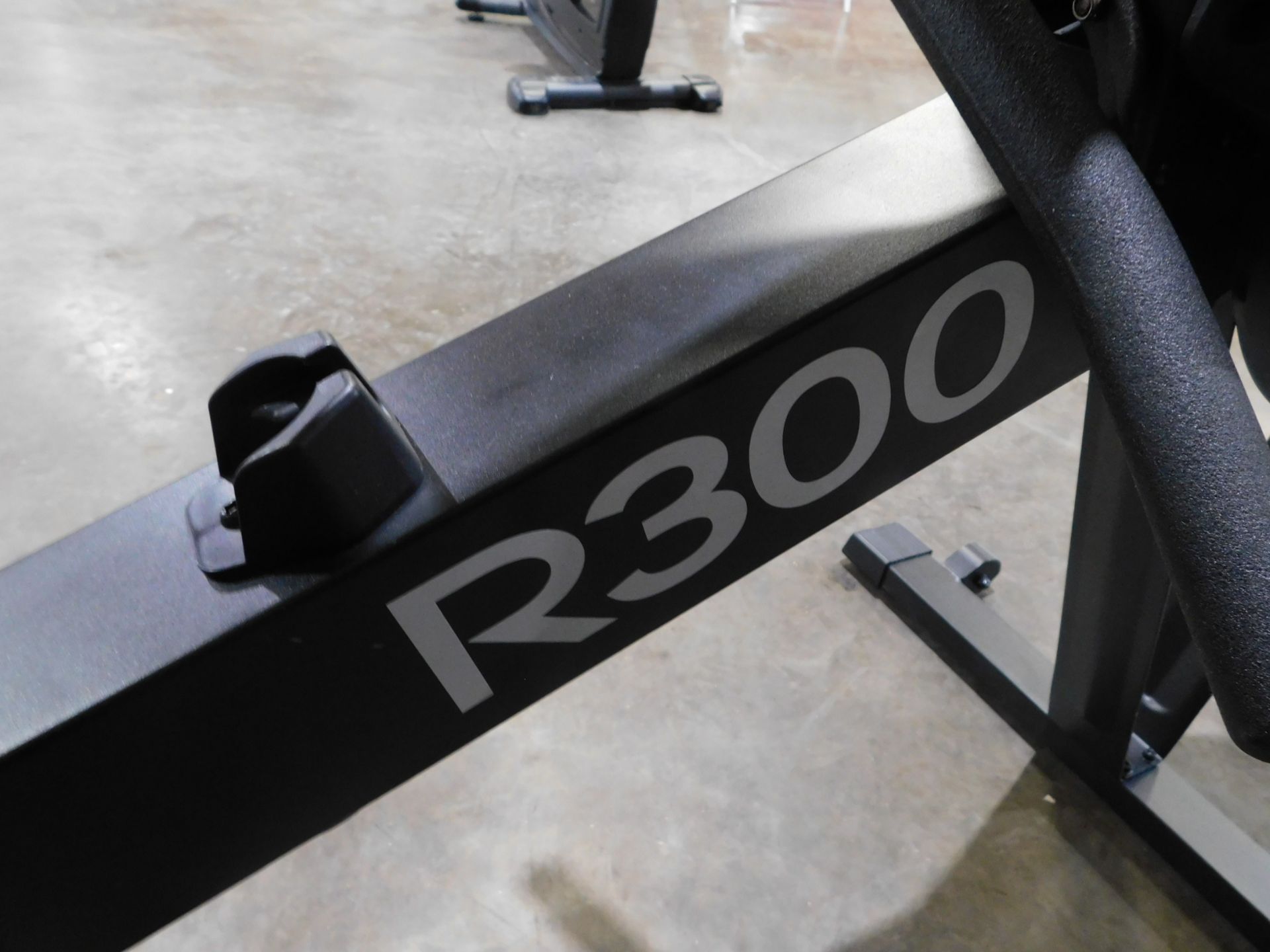 Body Solid Endurance R300 Rowing Machine-Demonstrator Model, NOTE: Broken Plastic Piece on Seat - Image 7 of 11