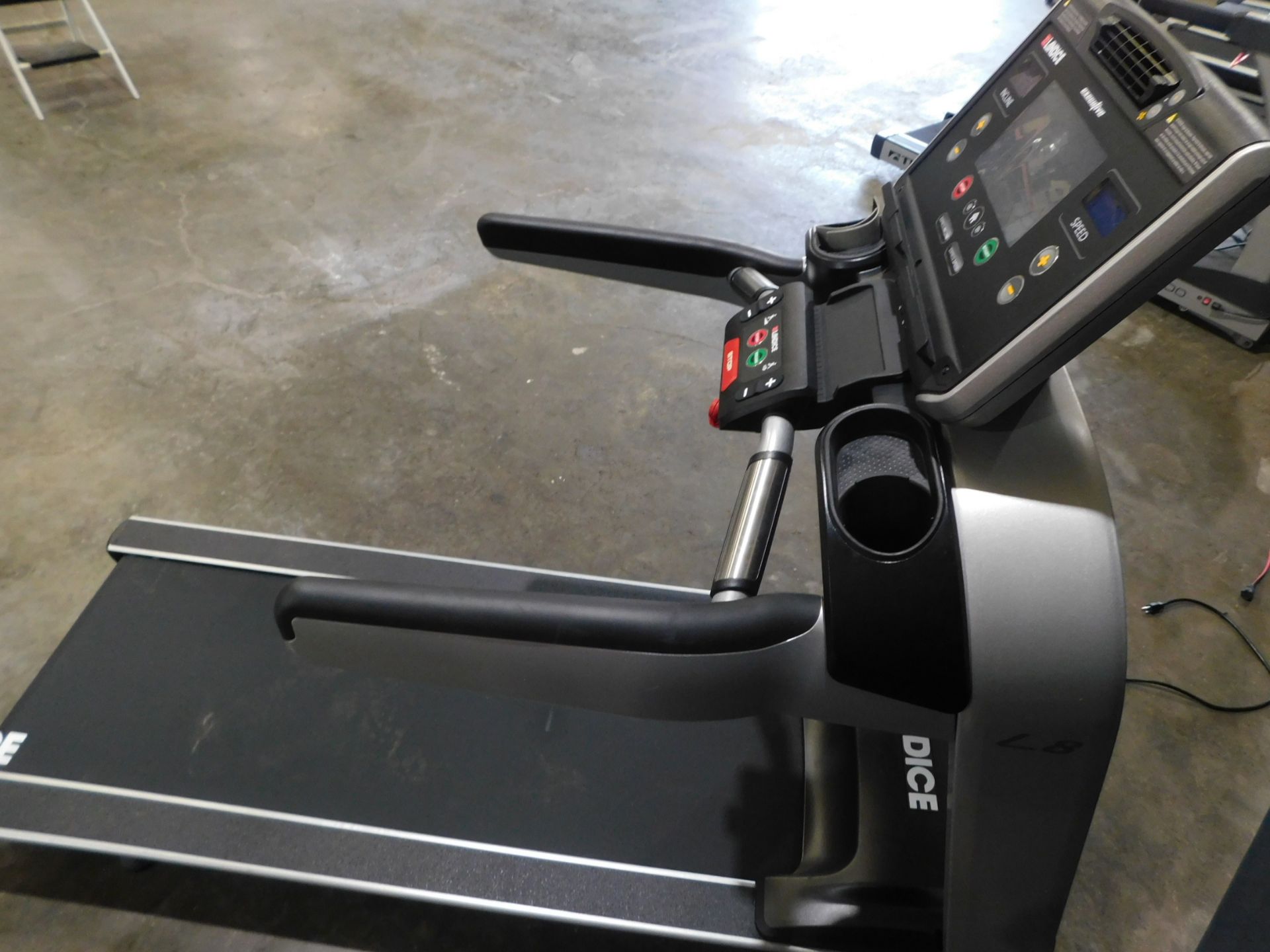 Landice L8 Treadmill-Demonstrator Unit - Image 9 of 22