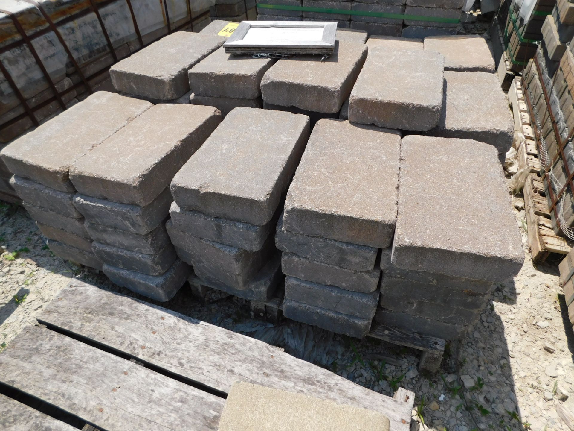 (1) Skid Lot of Pavers