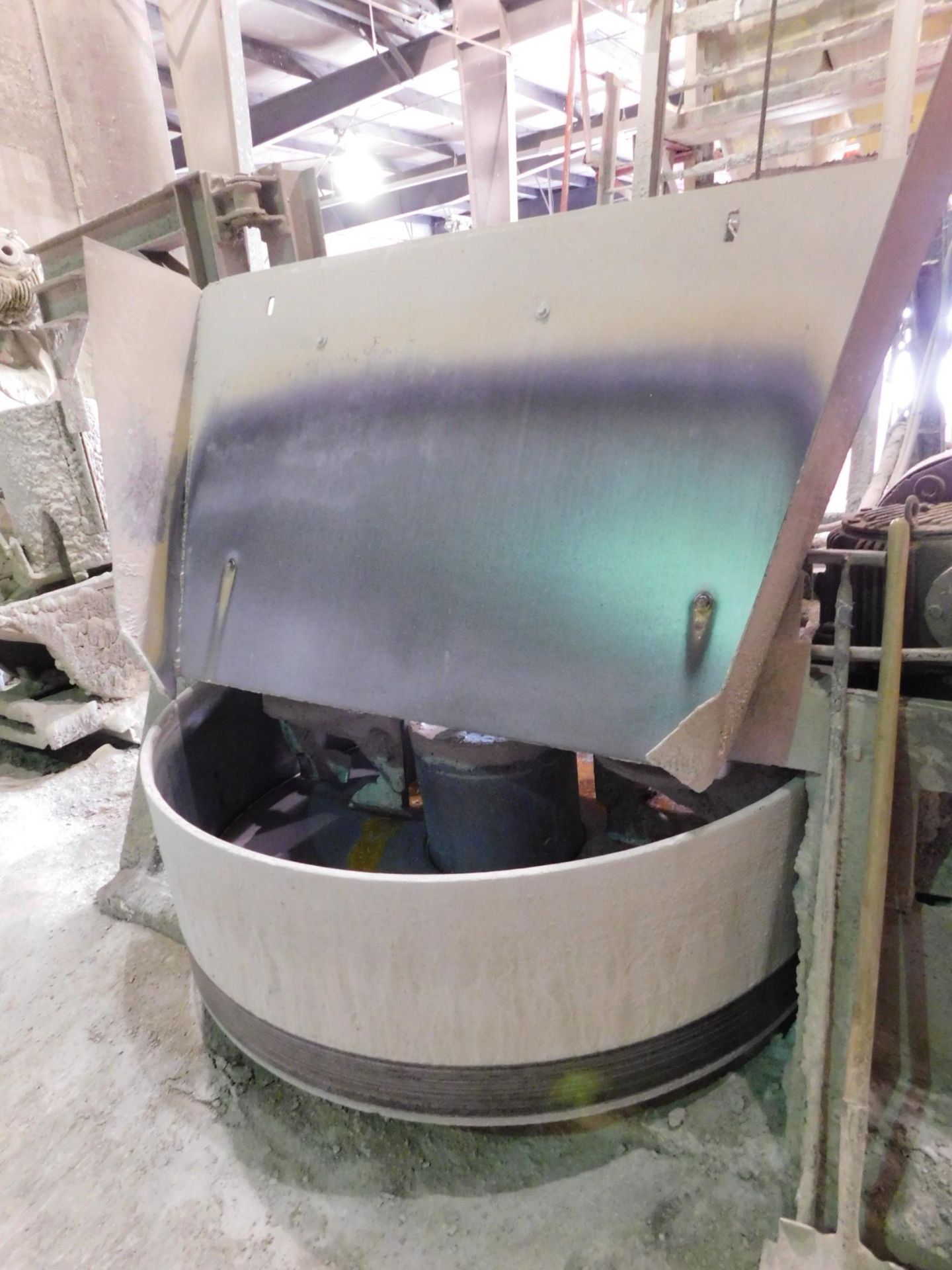 Fielding 100-Ton Hydraulic Press with Fielding Concrete Mixer, Bins, Conveyors, and Silo - Image 13 of 27