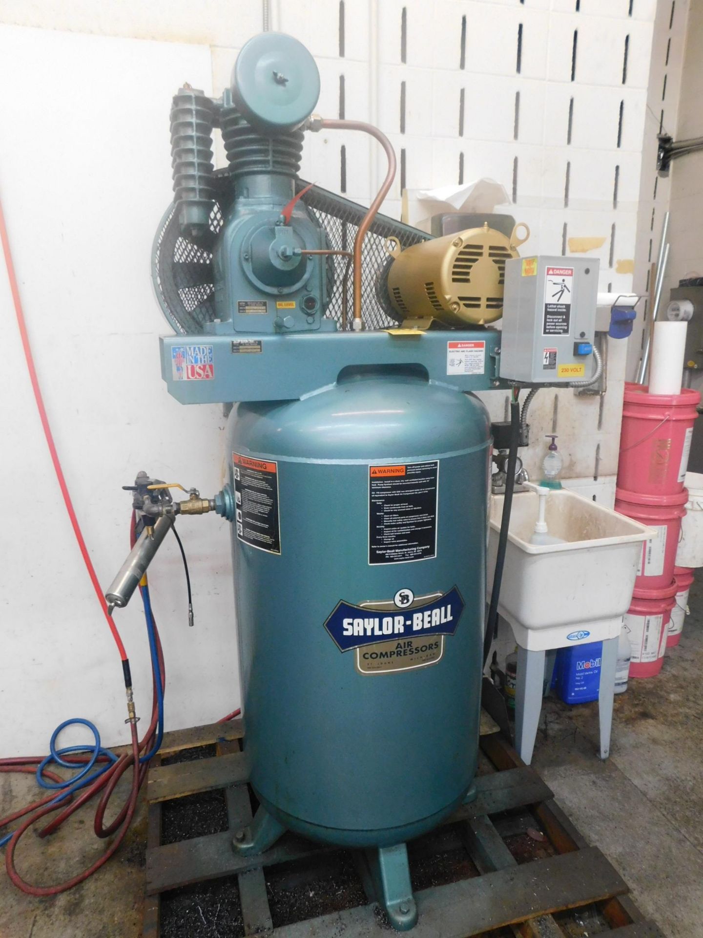 Saylor-Beall 5 HP Tank-Mounted Vertical Air Compressor, SN 5-128-M12, 230V, 3 phs., 80 Gallon Tank