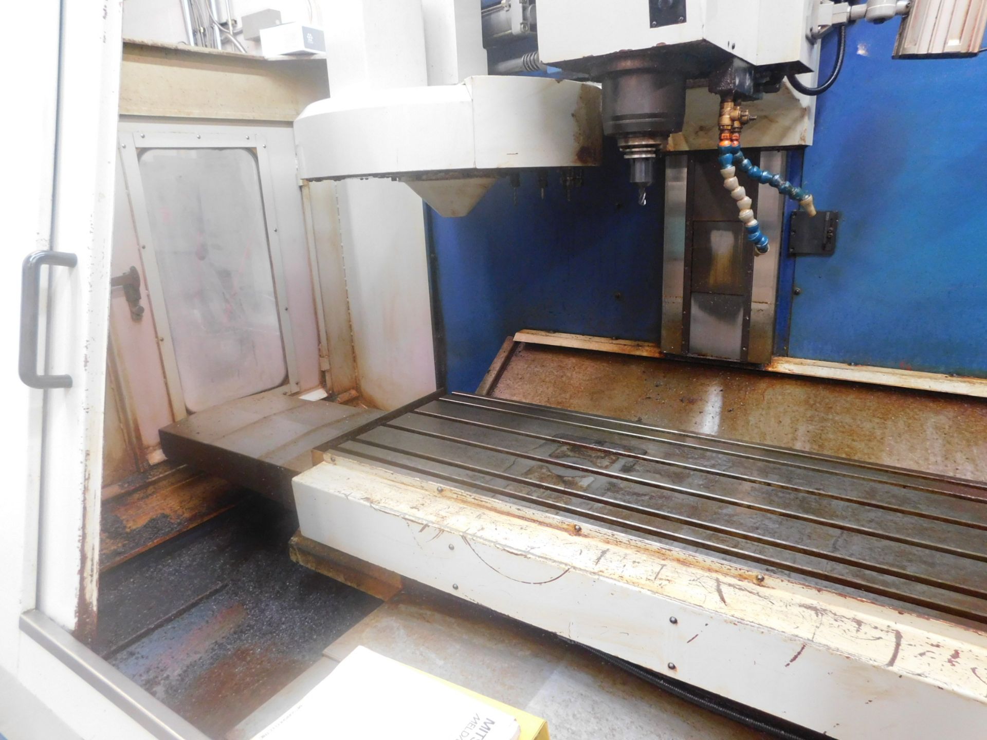 Mighty Viper Model V-950 Vertical Machining Center, SN 002167, New in 1999 with Mitsubishi Meldas 64 - Image 9 of 17