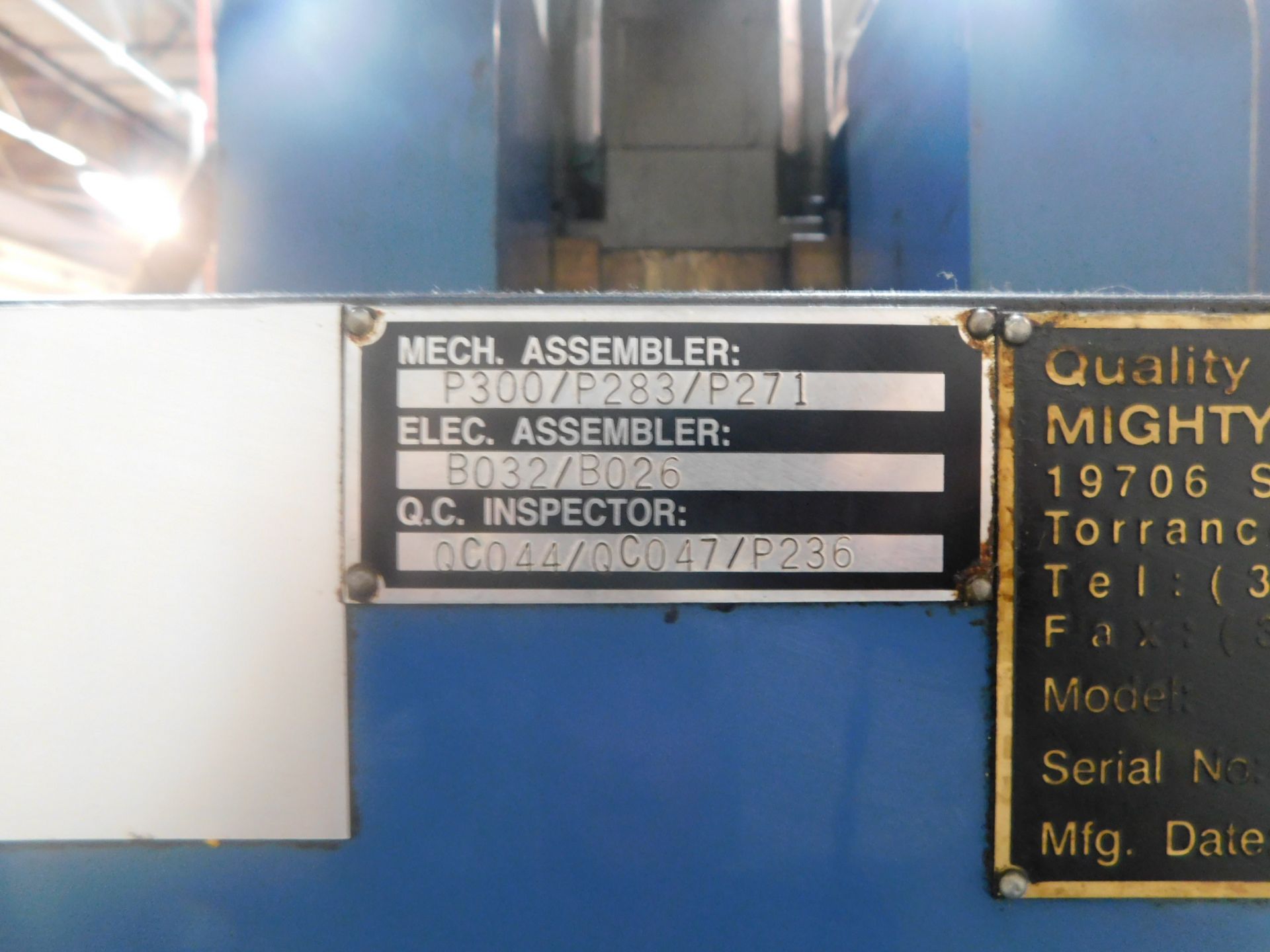 Mighty Viper Model V-950 Vertical Machining Center, SN 002167, New in 1999 with Mitsubishi Meldas 64 - Image 17 of 17