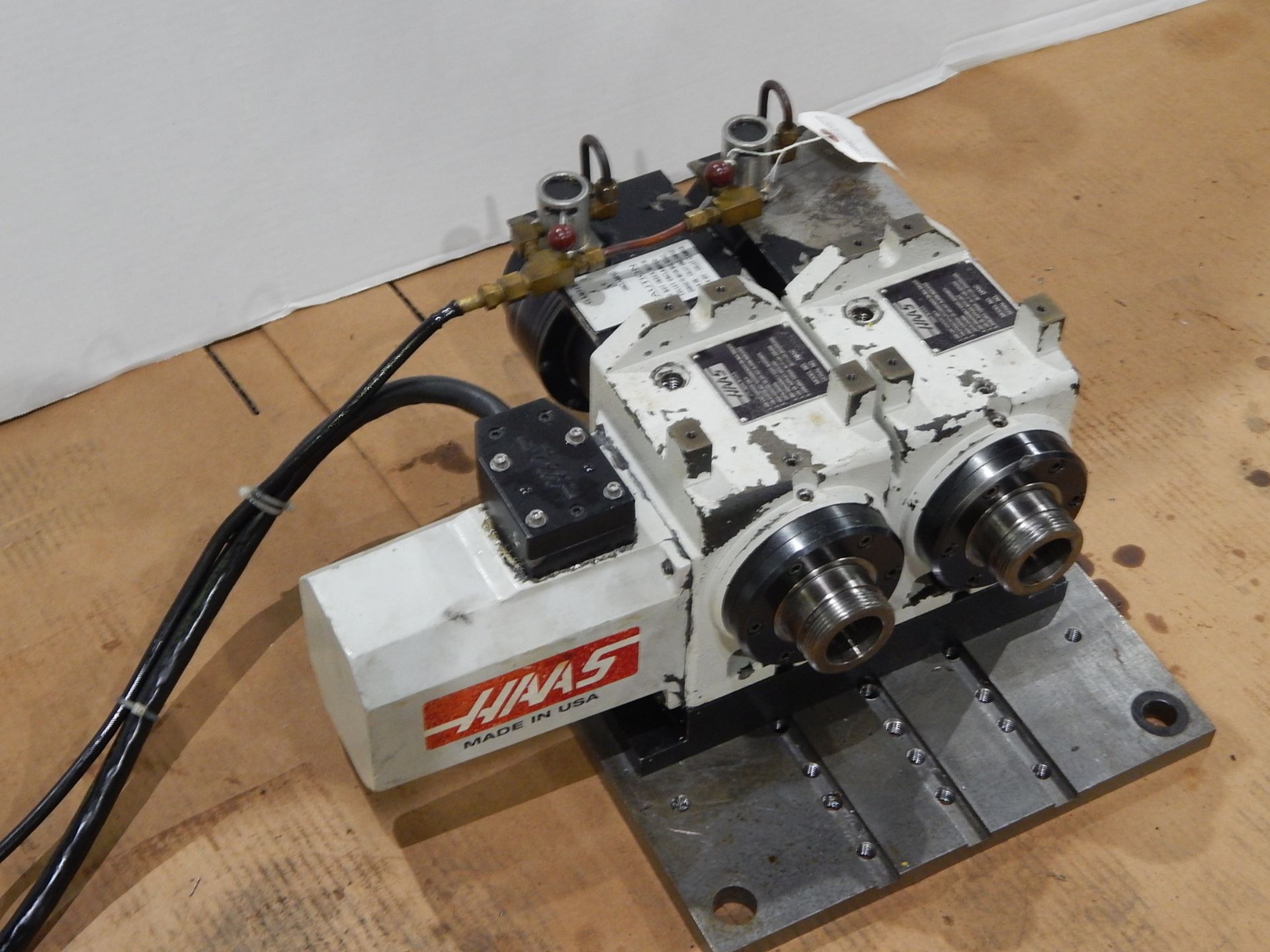 Haas HA5C-2 CNC Indexer, s/n 700204B, (2) 5C Programmable Spindles