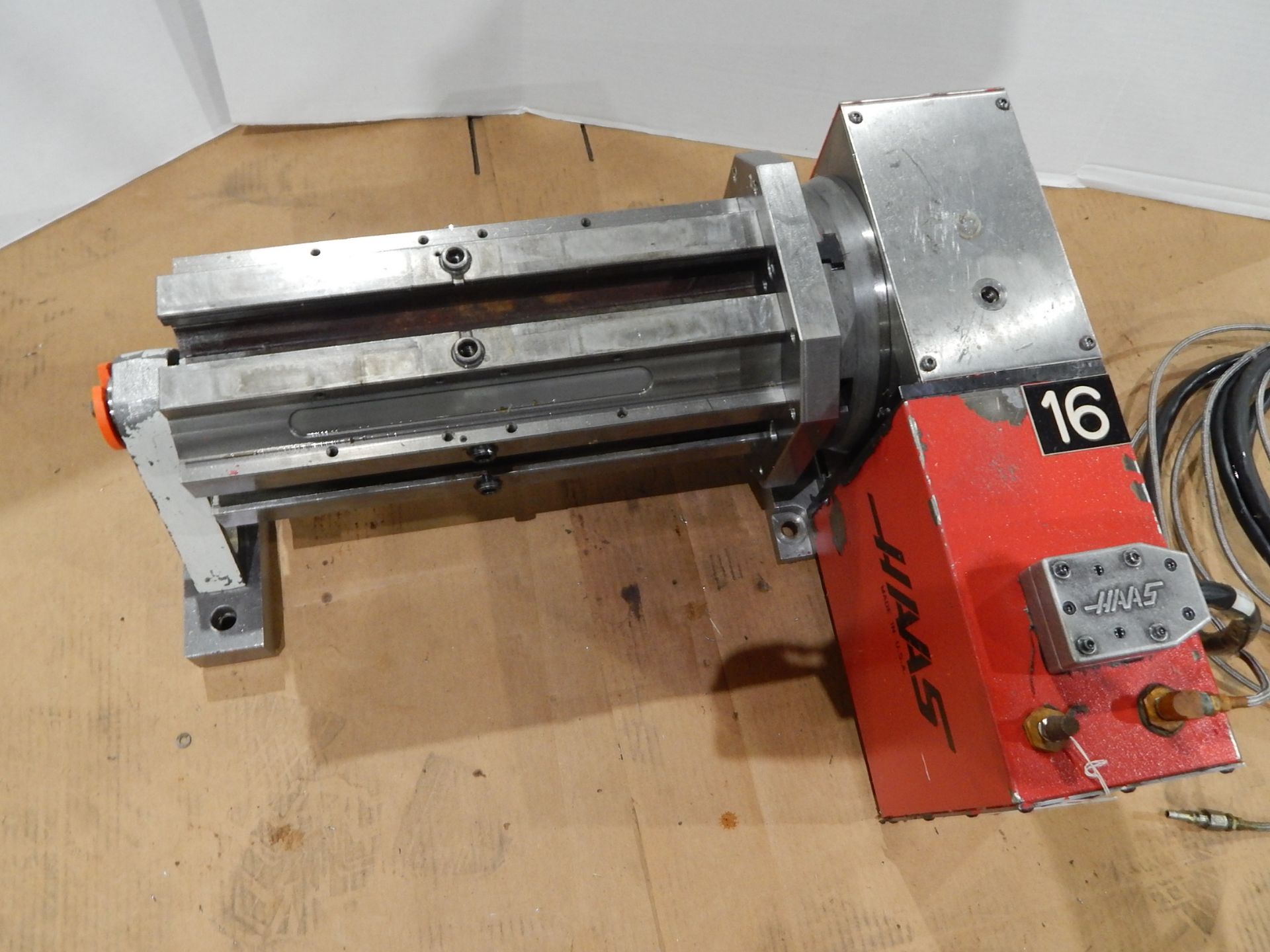 Haas HRT-210 CNC Indexer, s/n 211609, 8" Diameter, with Tombstone and Tailstock - Image 5 of 5