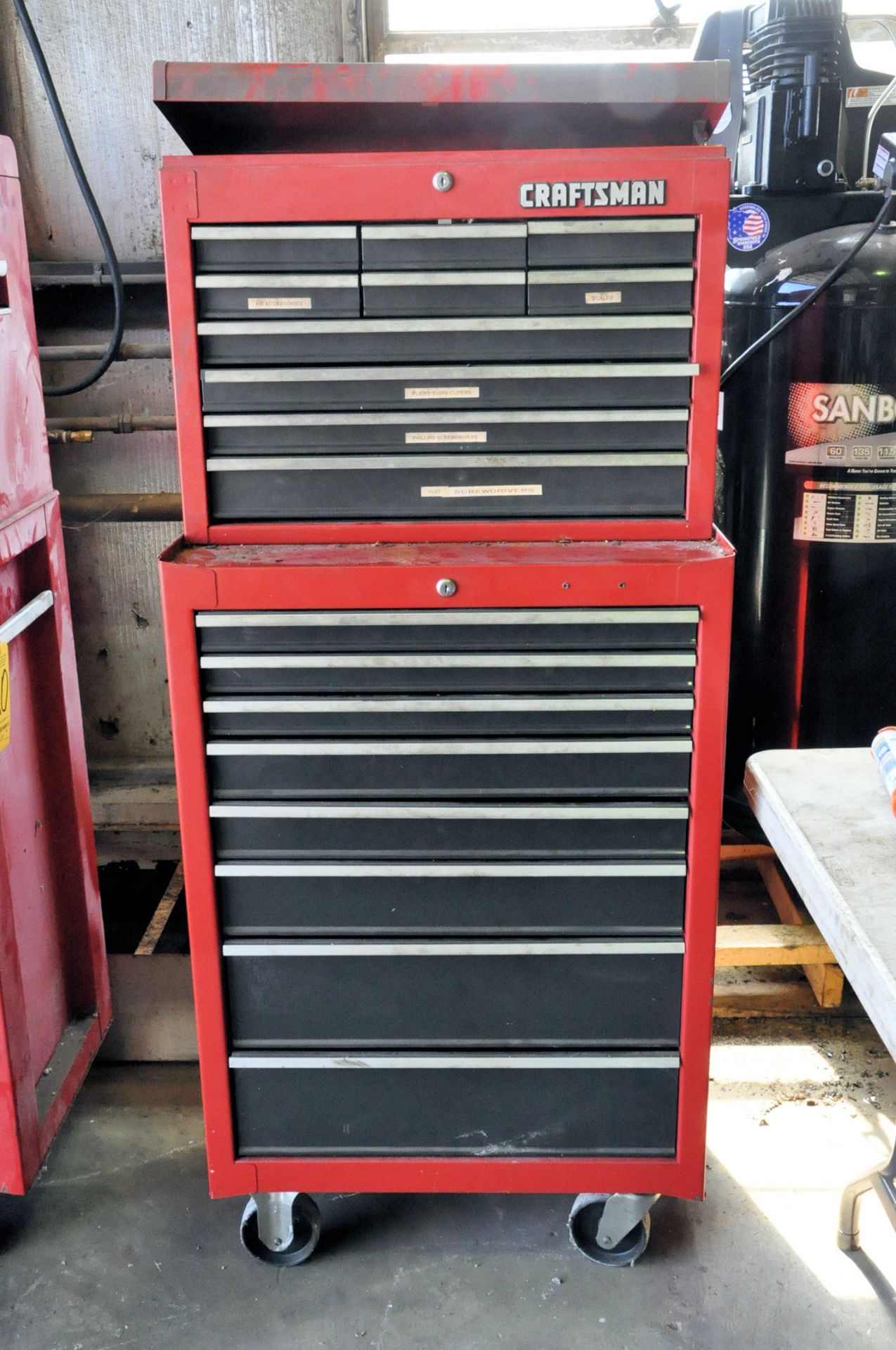 Craftsman 2-Piece Rolling Tool Chest