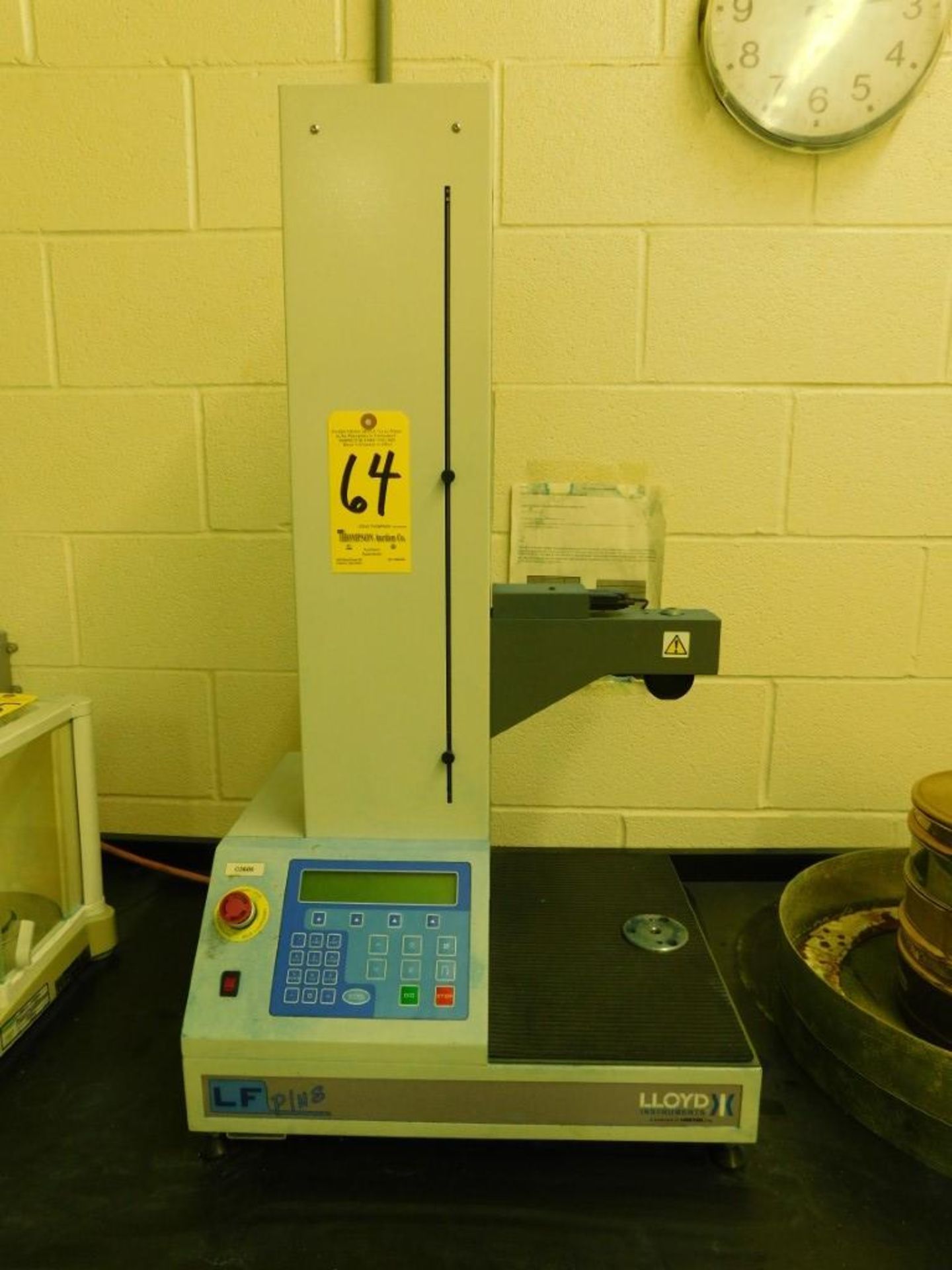 Lloyd Instruments LF Plus Type 01/LFLS/LXA/US Digital Testing Machine