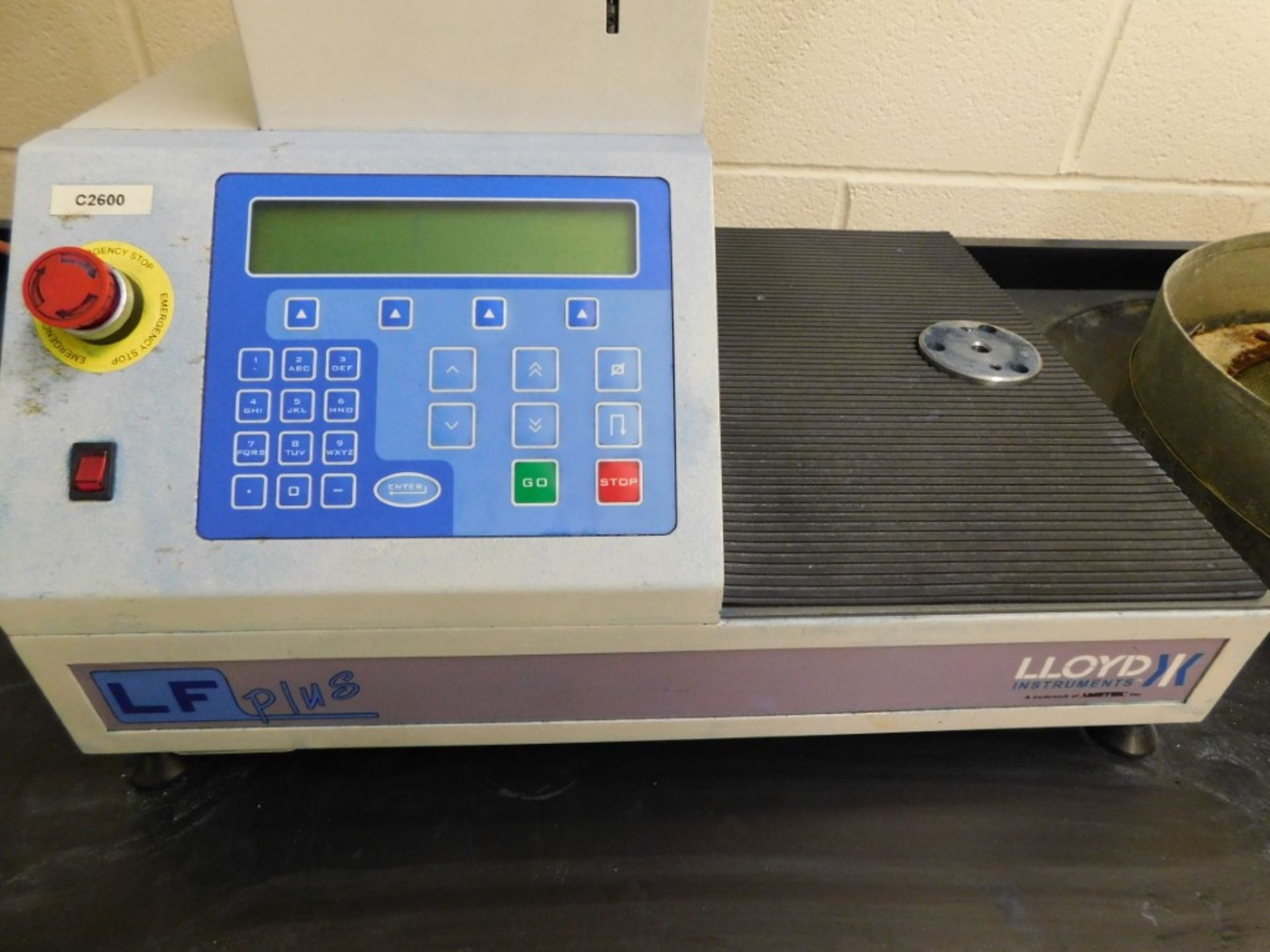 Lloyd Instruments LF Plus Type 01/LFLS/LXA/US Digital Testing Machine - Image 2 of 3