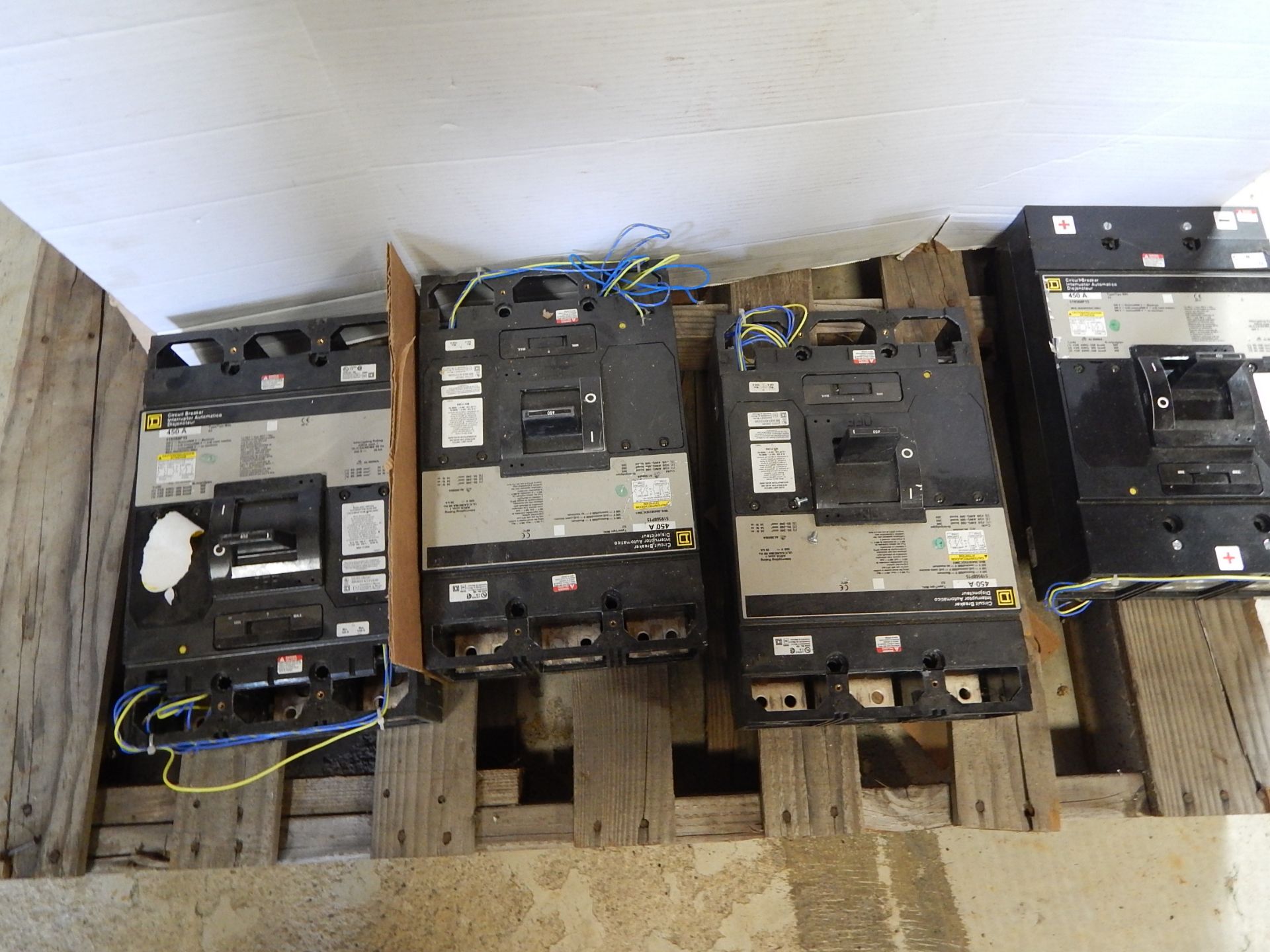 (4) Square D Circuit Breakers, #519568P15, 450 Amp