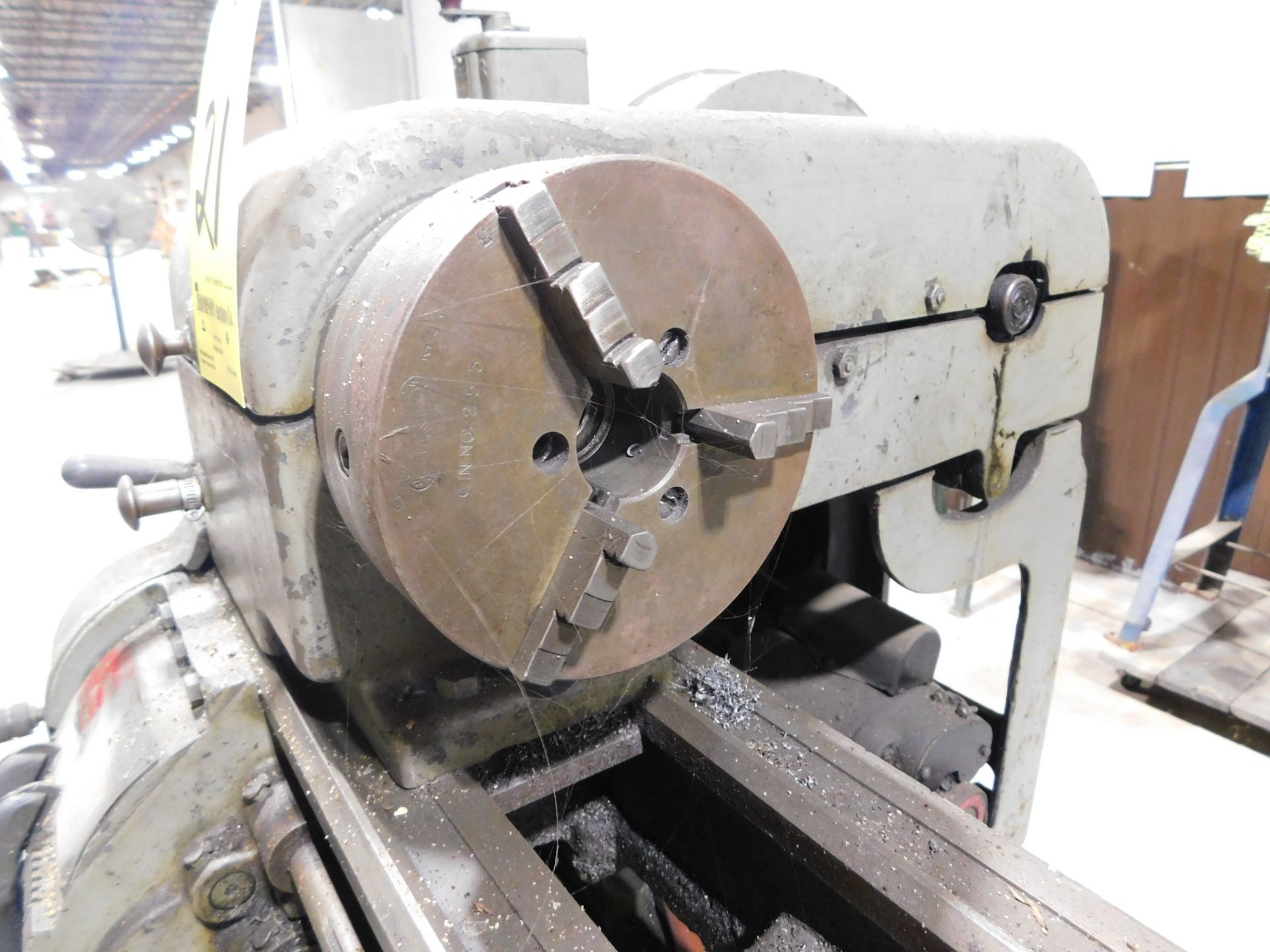 Logan 10" x 24" Lathe, SN 37501, 6" 3-Jaw Chuck, 6" 4-Jaw Chuck, 115V, 1 phs. - Image 3 of 12