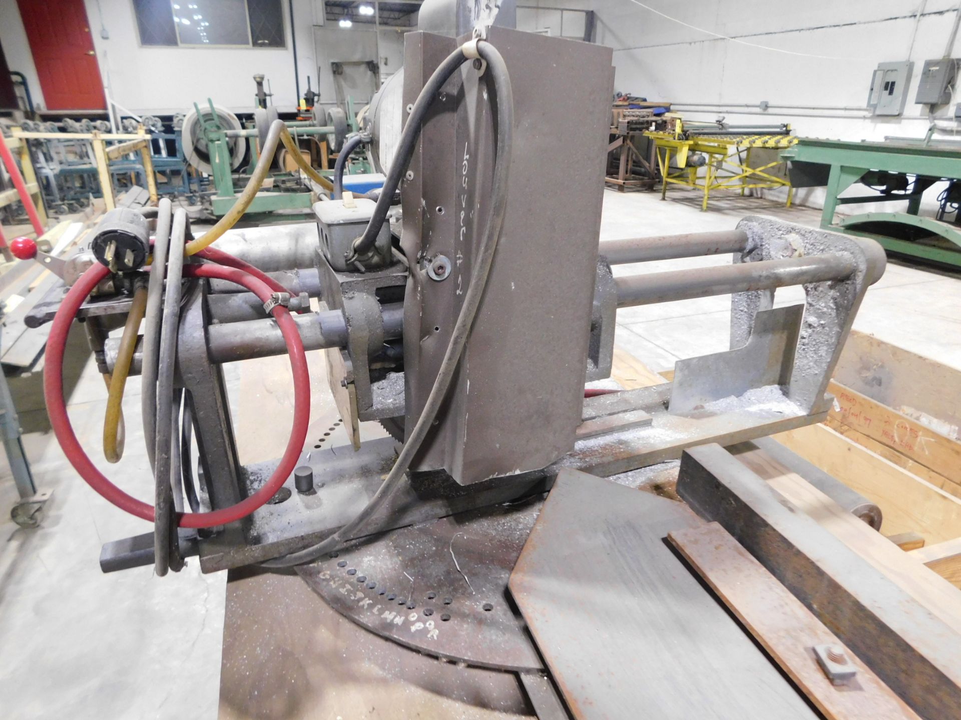 Cross-Cut Cut Off Saw, 12" Blade Travel, 8" Diameter Blade, Miter Cutting, Pneumatic Feed, 115V, 1 - Image 5 of 7