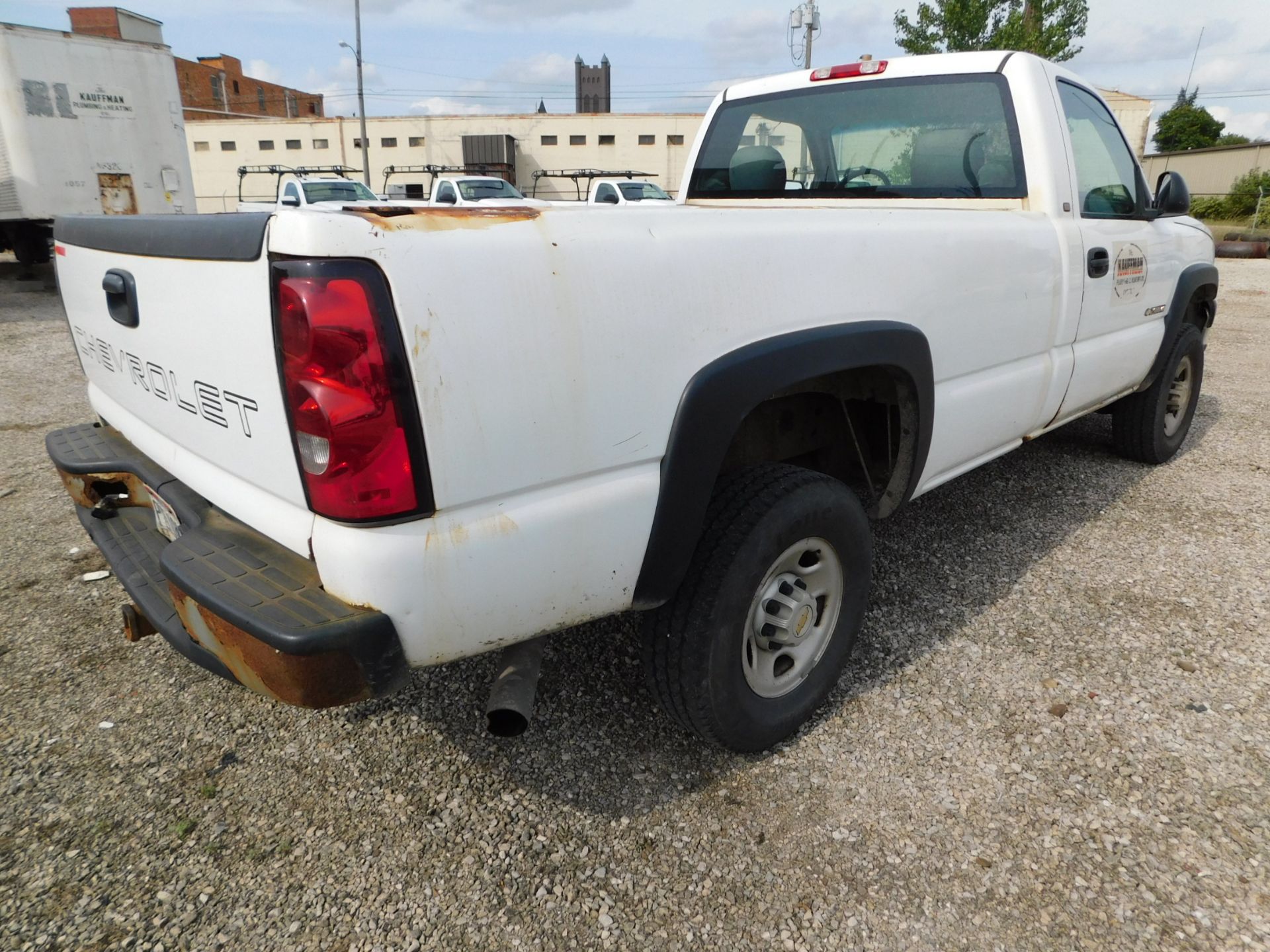 2006 Chevrolet Silverado 2500 HD Pickup, VIN 1GCHC24U45E198675, Regular Cab, Automatic, Cruise - Image 7 of 40