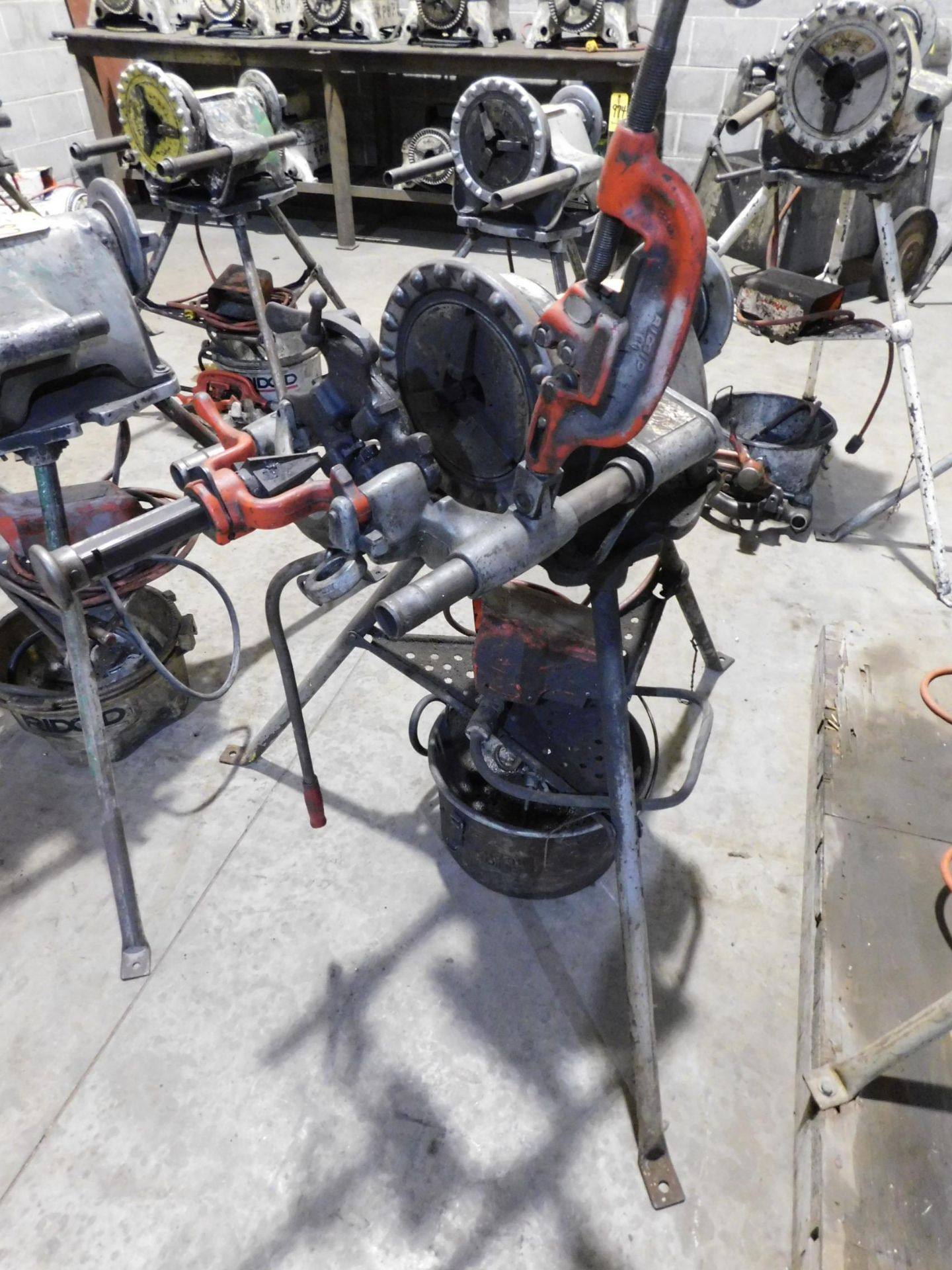 Ridgid 300 Pipe Threader on Tristand, SN ED25612-G95, Oiler Bucket, Foot Pedal Control 115V, 1 phs.