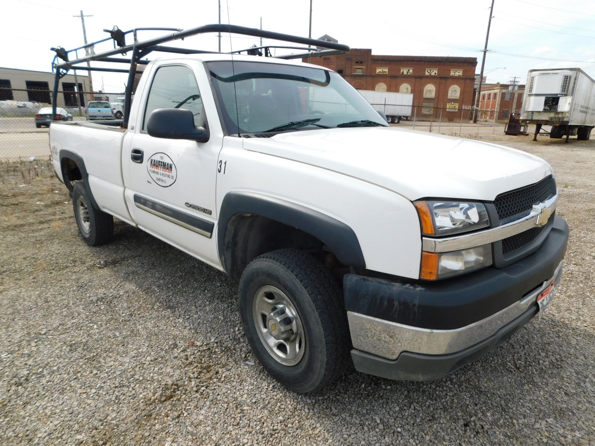 2004 Chevrolet Silverado 2500 HD Pickup, VIN 1GHCK24G74E186757, Regular Cab, Automatic, 4x4, AM/