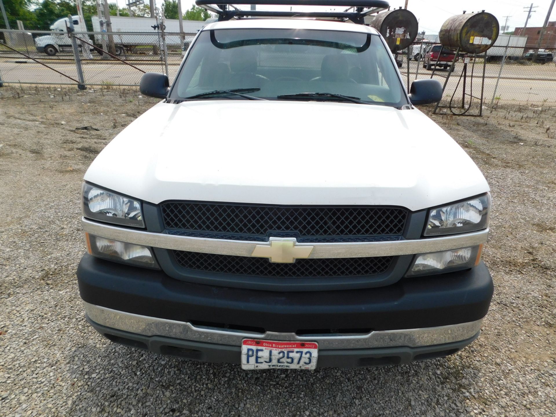 2004 Chevrolet Silverado 2500 HD Pickup, VIN 1GHCK24G74E186757, Regular Cab, Automatic, 4x4, AM/ - Image 10 of 43