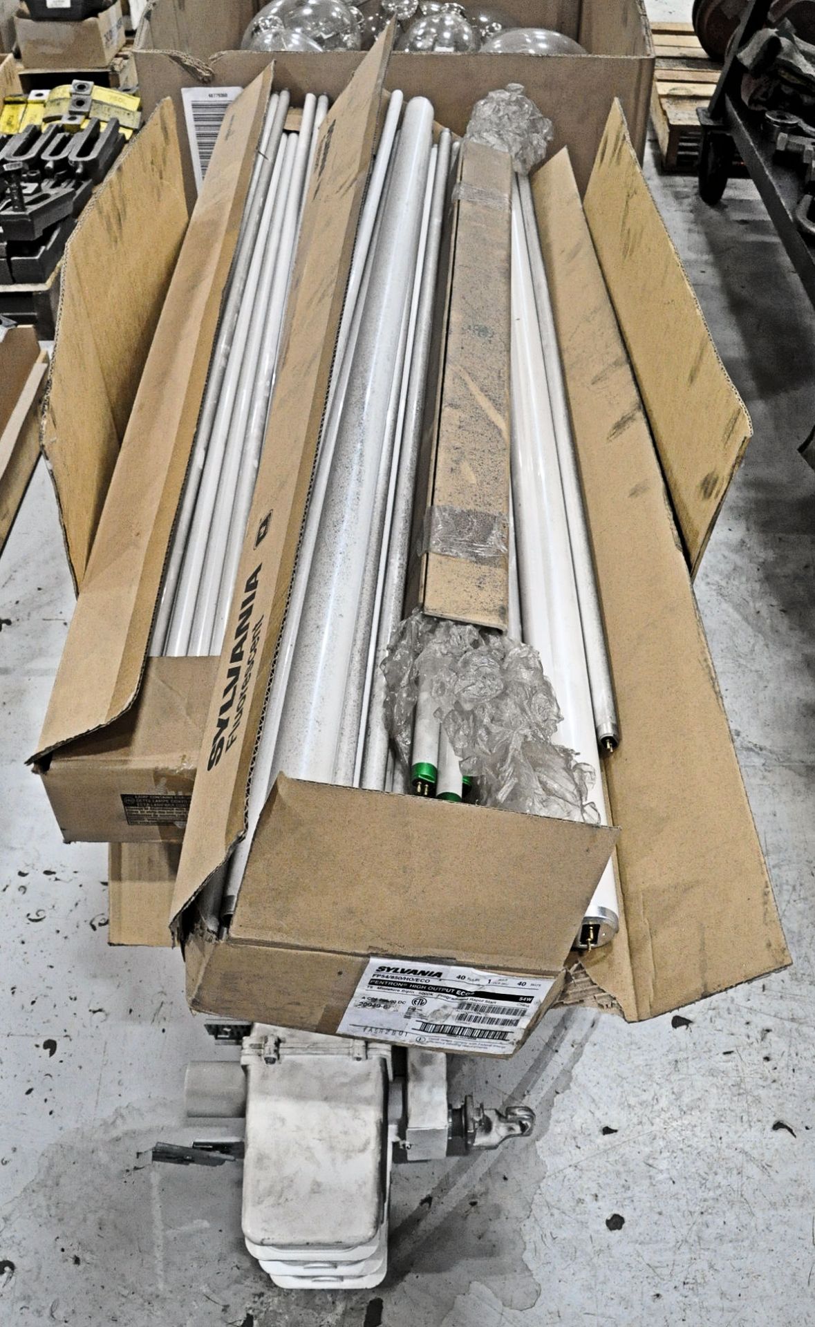 Lot, Fluorescent Light Tubes in (1) Box with (1) Ceiling Light Fixture