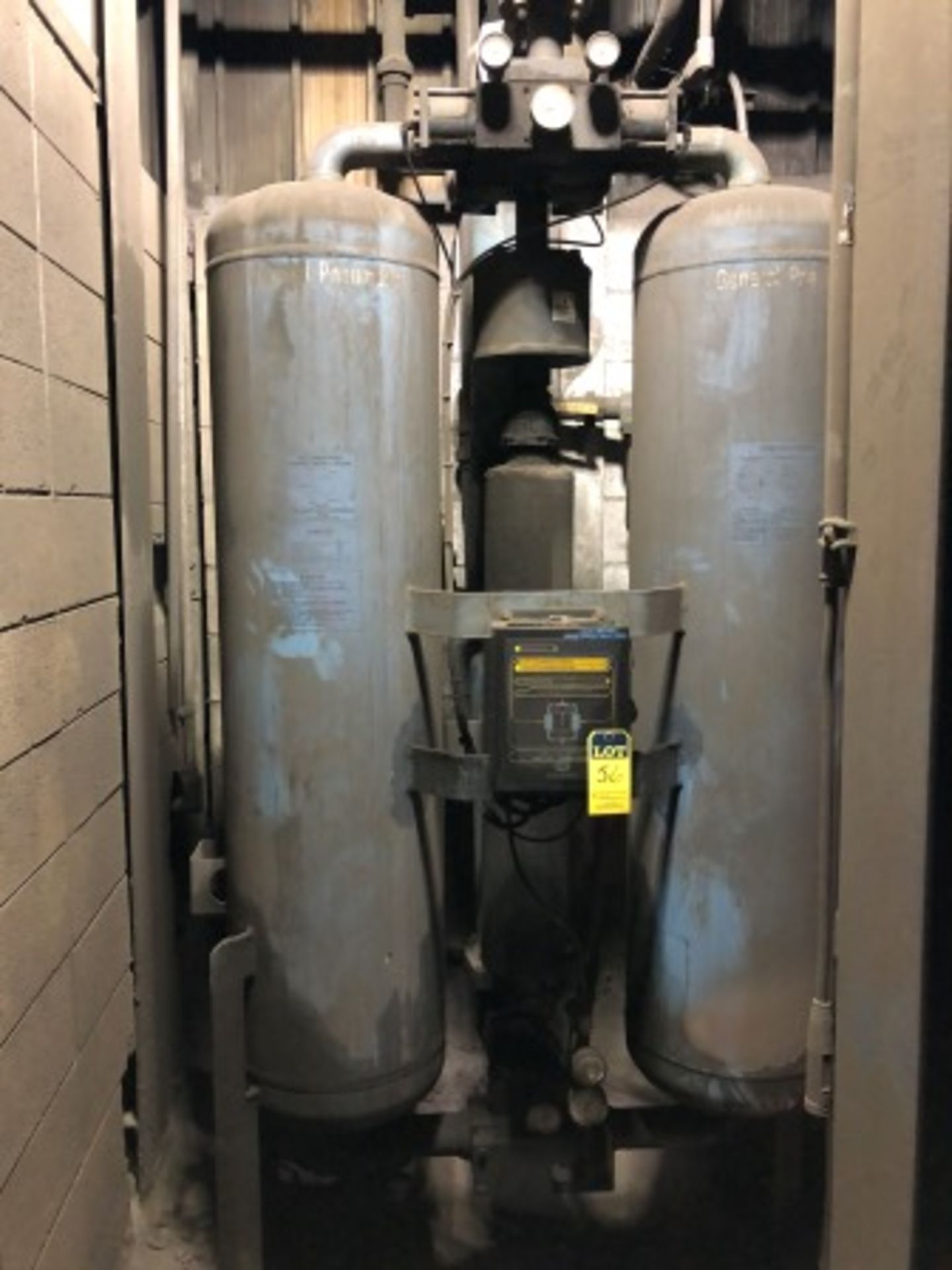 Compressed Air Dryer General Pneumatics midline series heat-les dryer