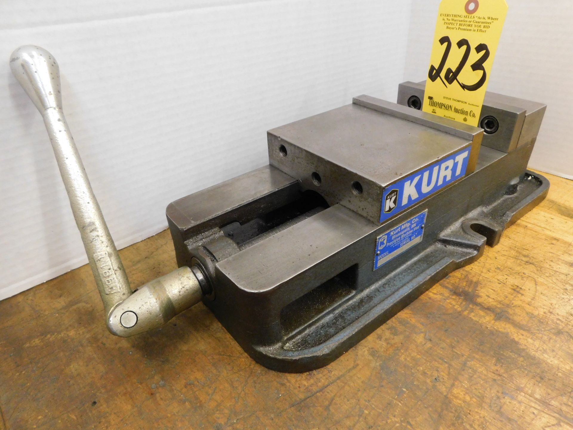 Kurt 6" Mill Vise