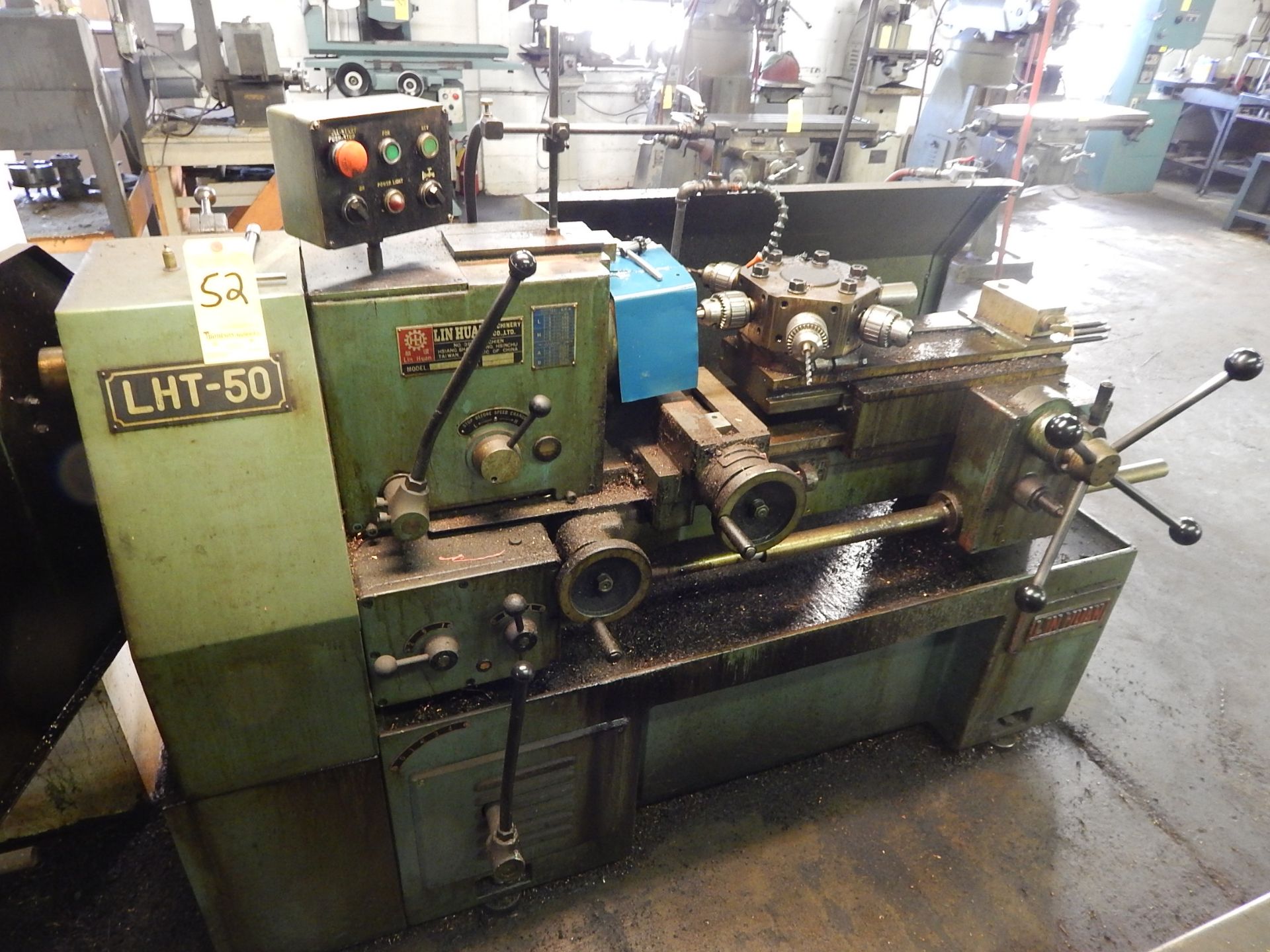 Lin Huan Model LHT50 Turret Lathe, Bed Turret, s/n 86101, Loading Fee $100.00 - Image 3 of 5