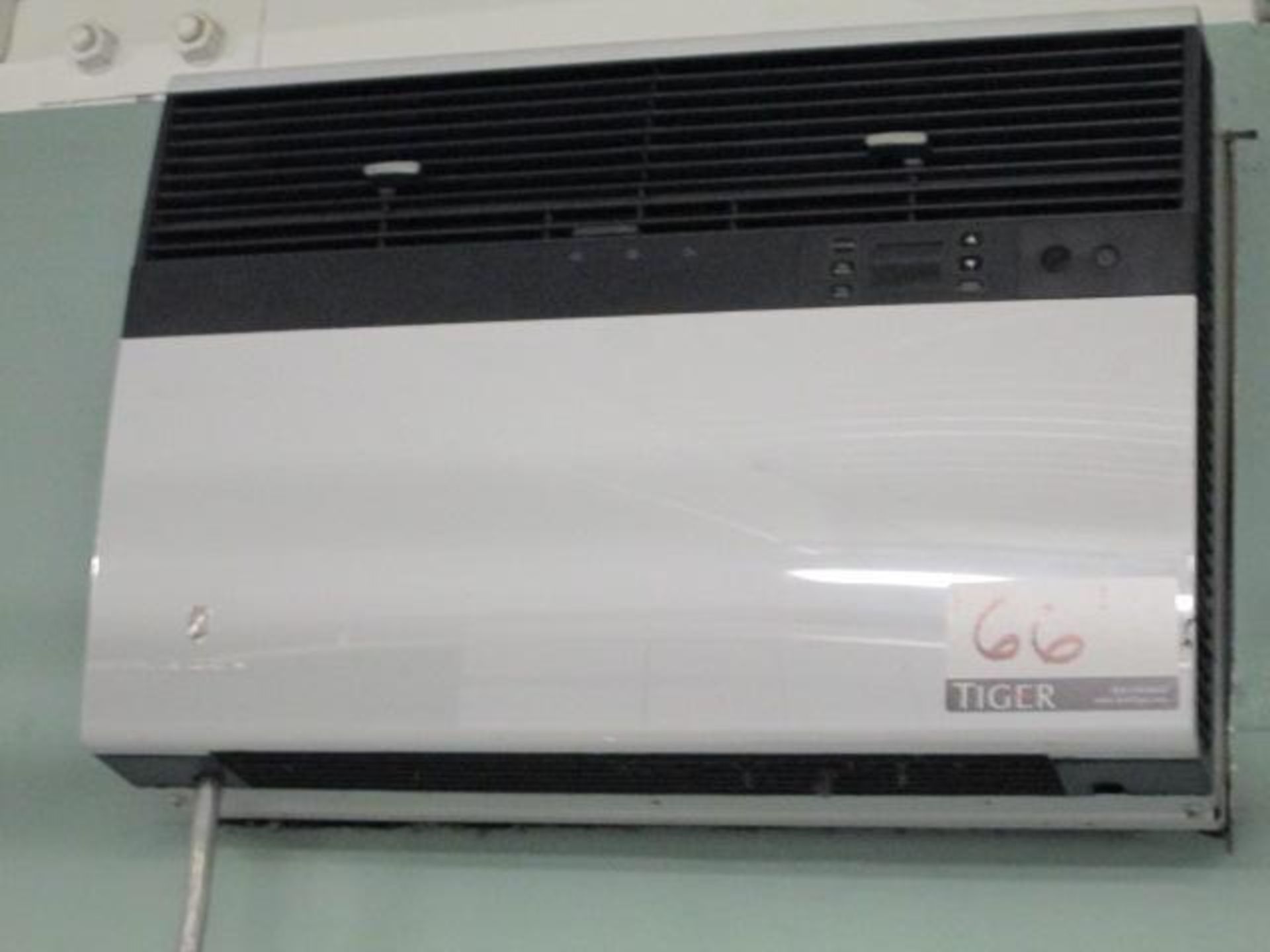 Window-Room Air Conditioner - Image 2 of 3