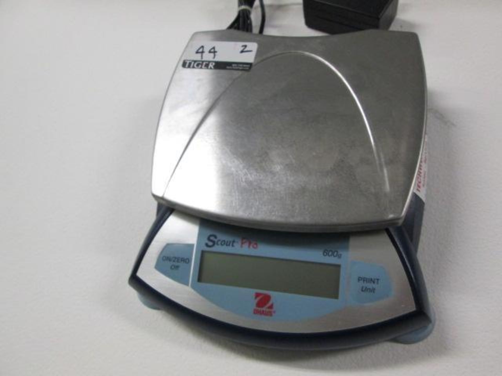 Ohaus Portable Balances - Image 2 of 5