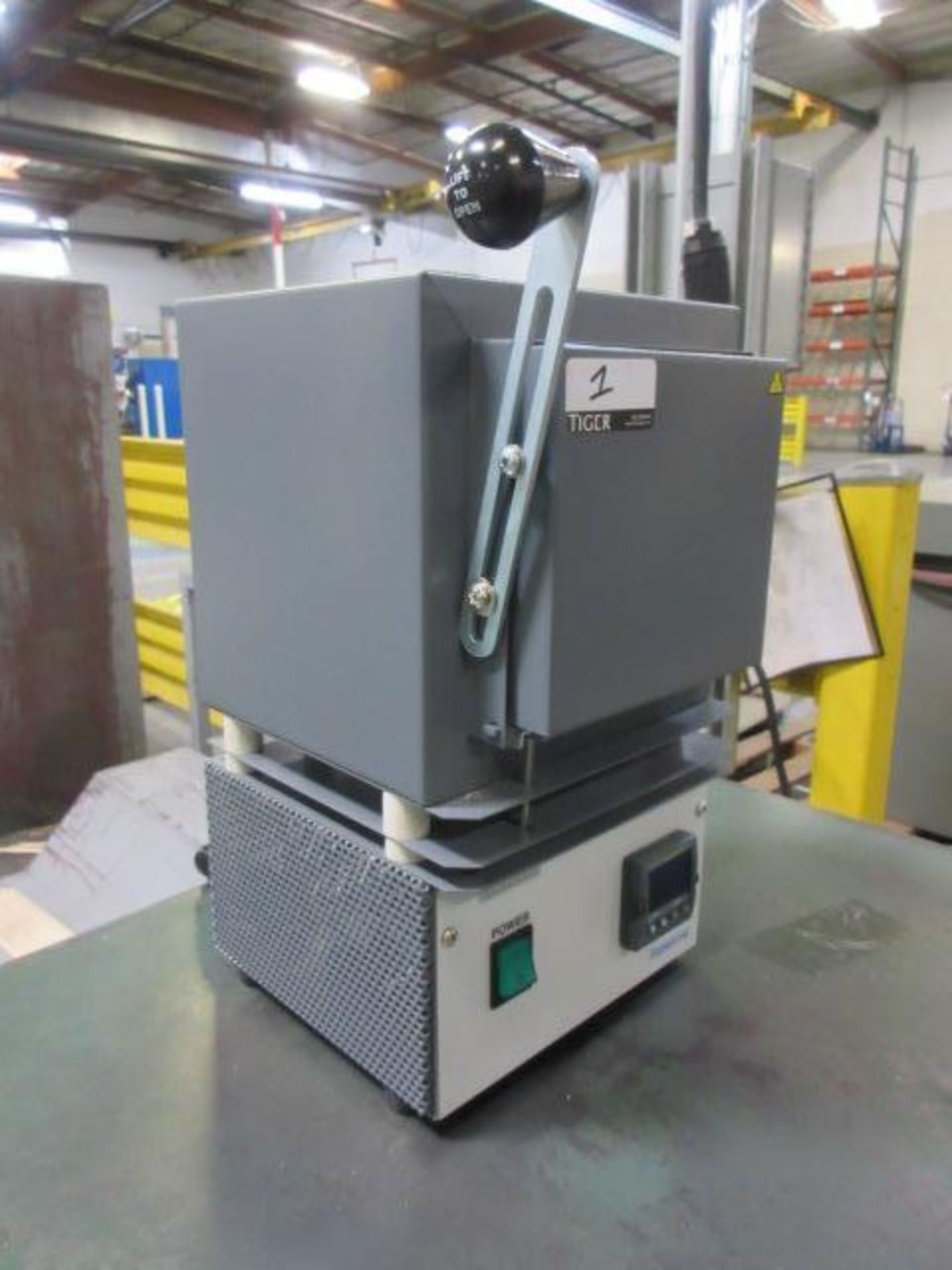 Compact Benchtop Muffle Furnace - Image 3 of 6