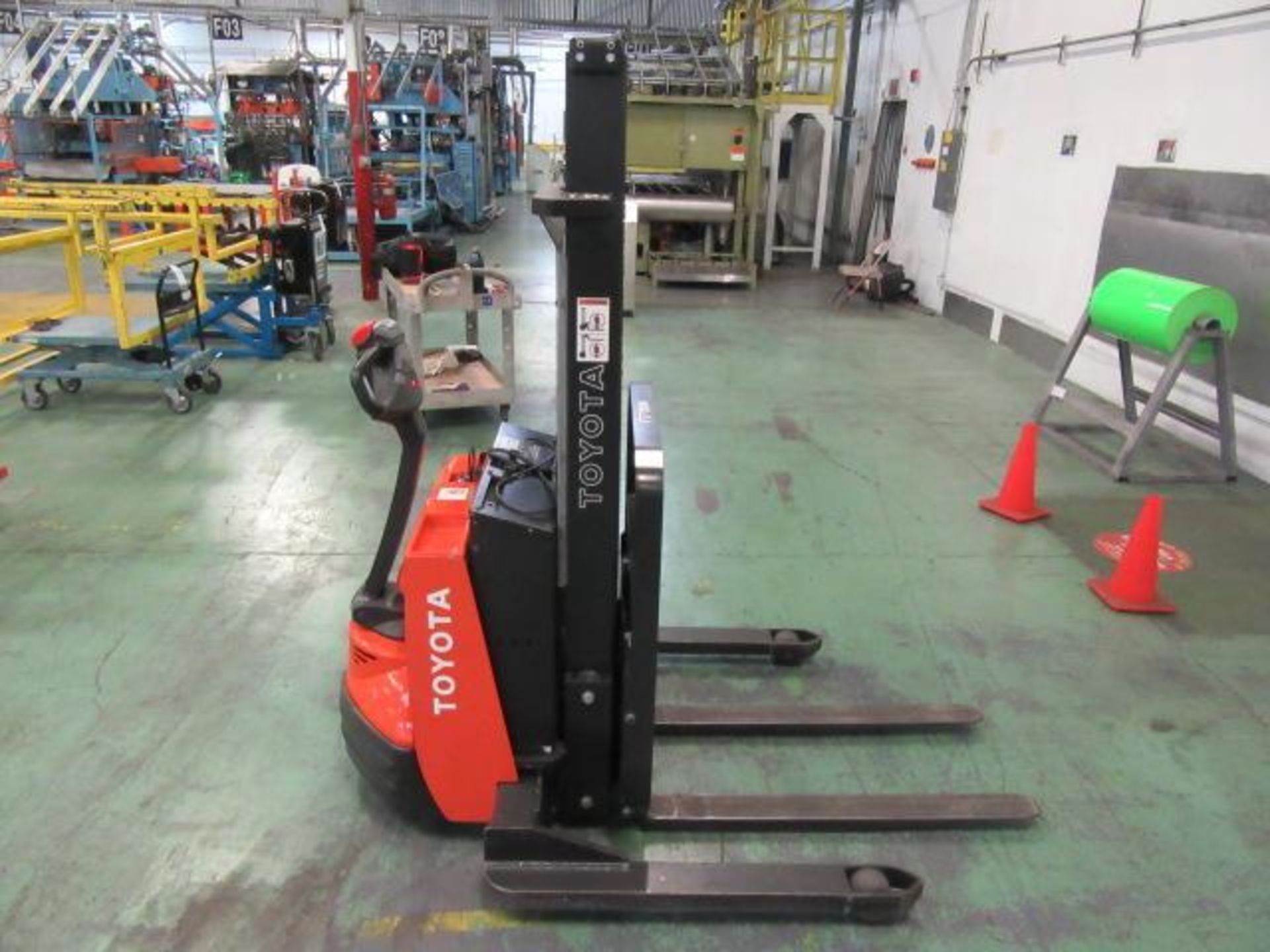 Electric Hand Forklift Truck