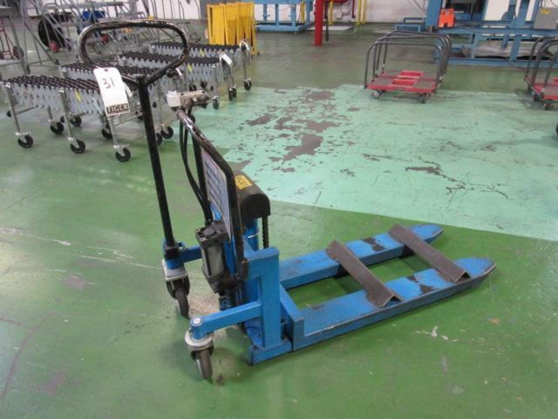 Pneumatic Skid Lift