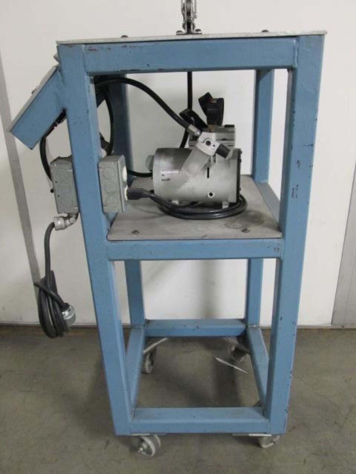 Q.C. Dept. Vacuum Tester - Image 2 of 6