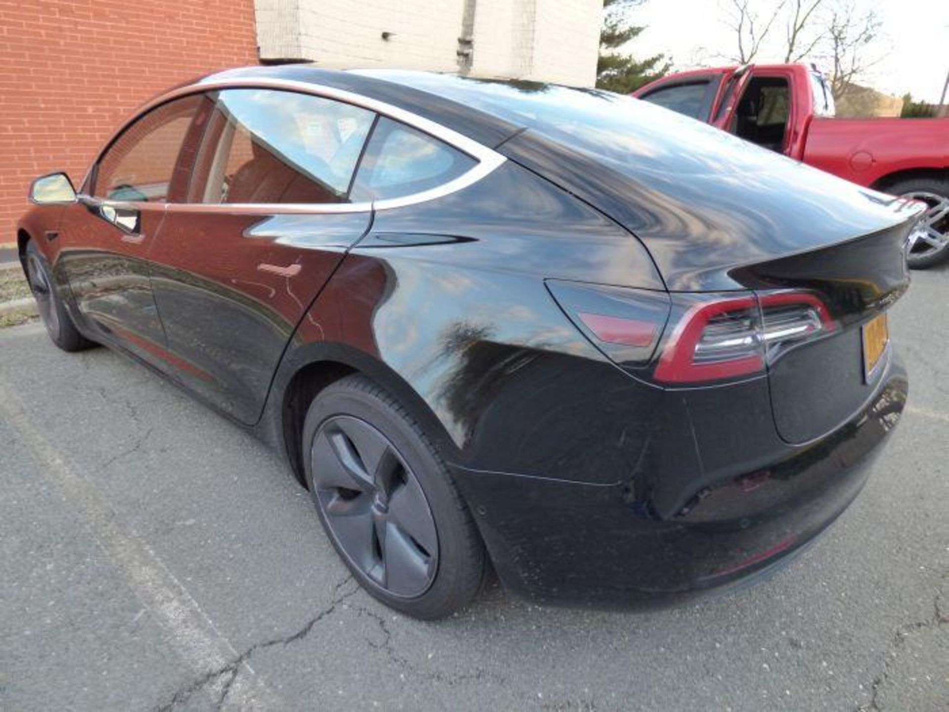 2018 Black Tesla Model 3 - Image 9 of 30