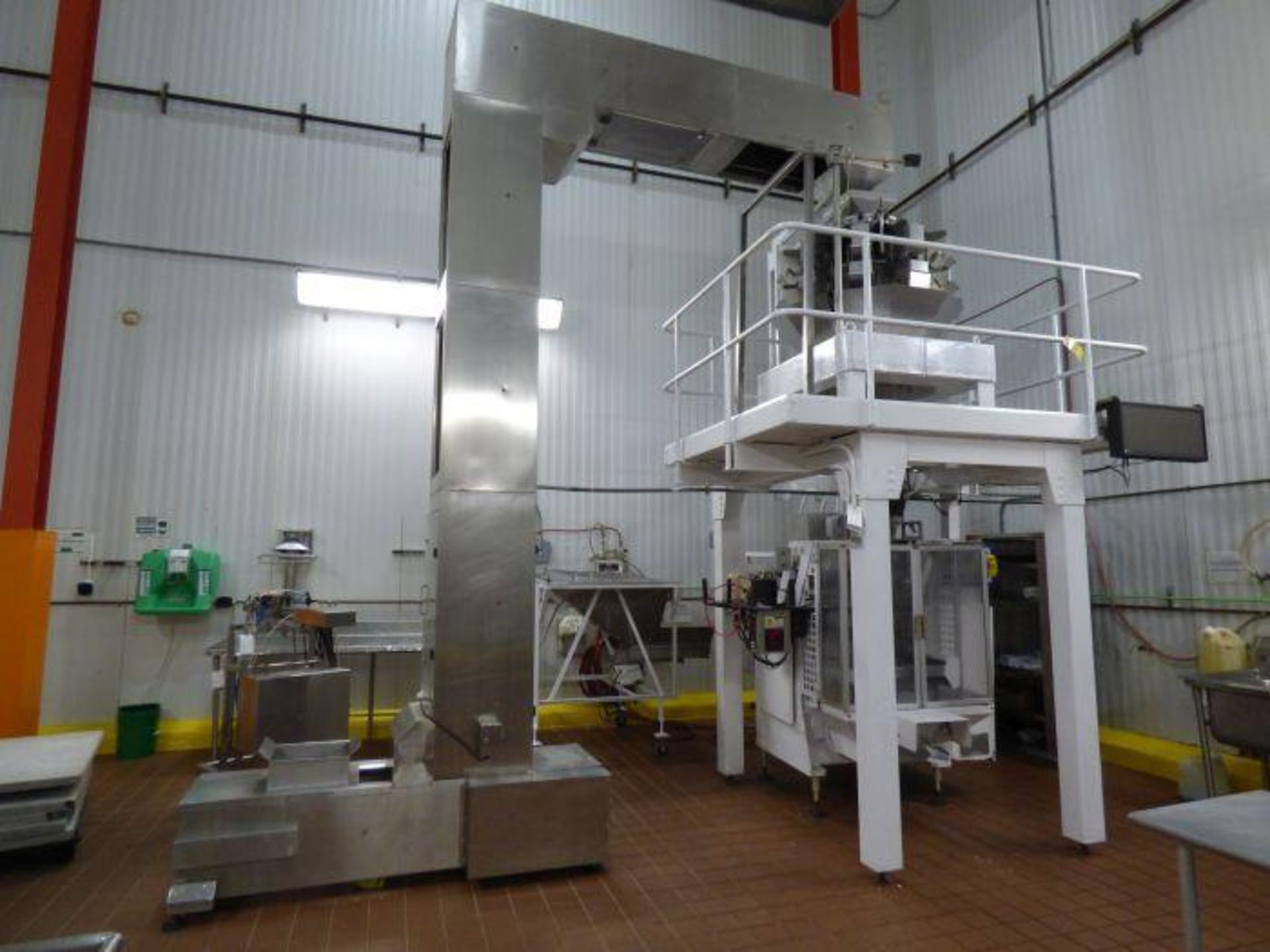 Microprocessor Controlled Form/Fill/Seal Packaging Line