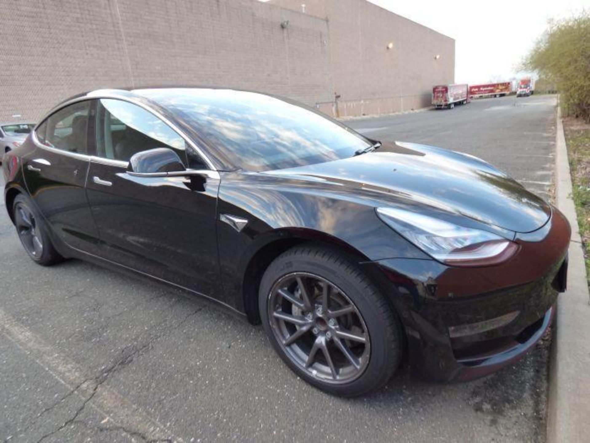 2018 Black Tesla Model 3 - Image 3 of 30