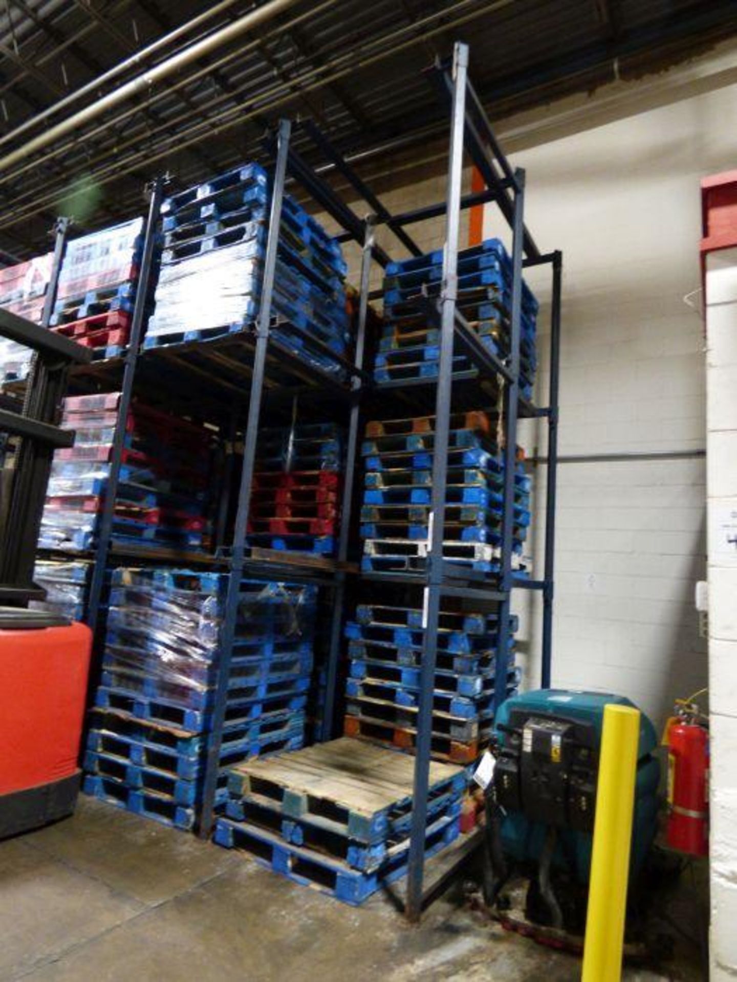 Drive In Pallet Racking - Image 14 of 20