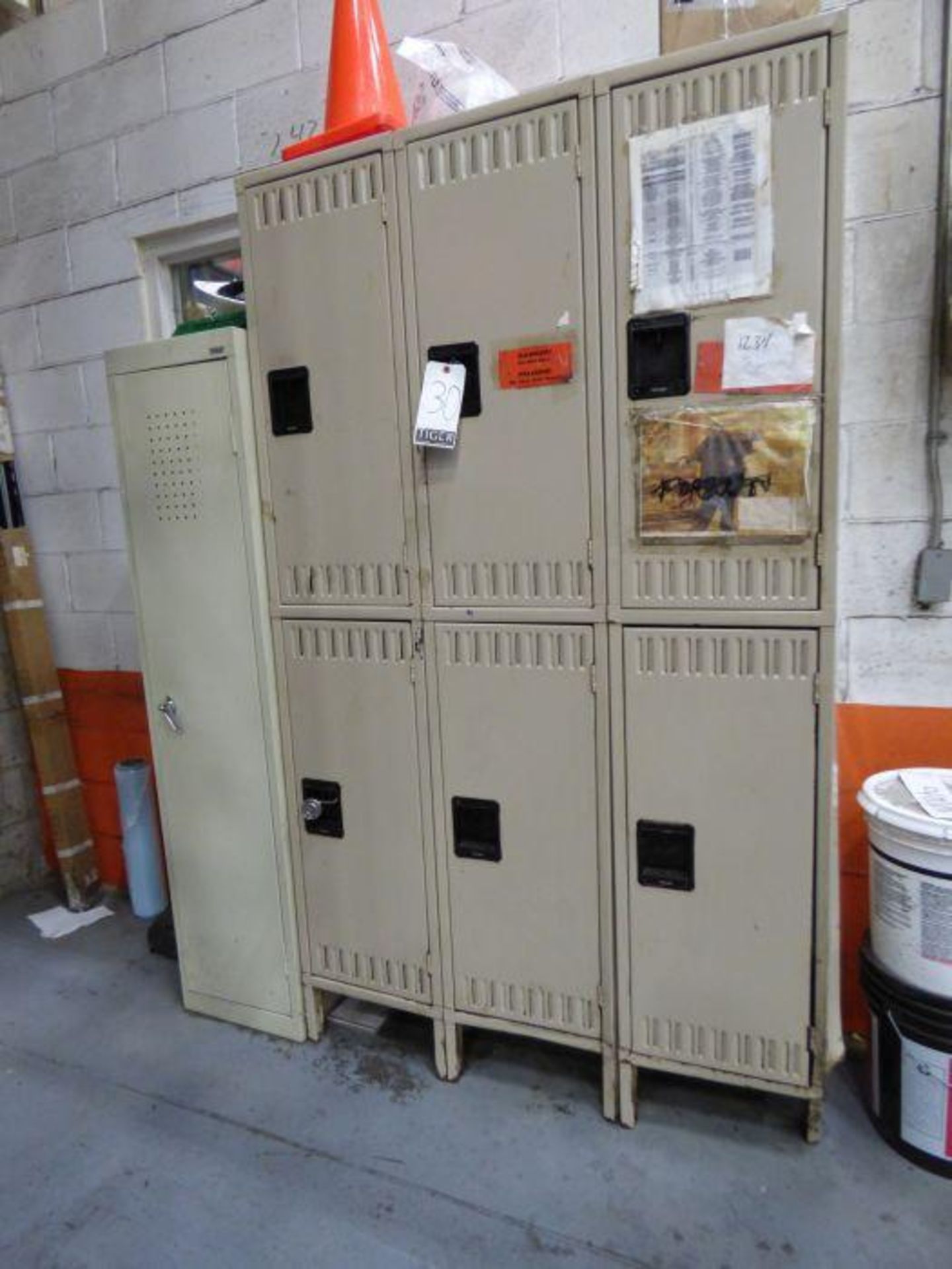 Lot of Tennsco Lockers